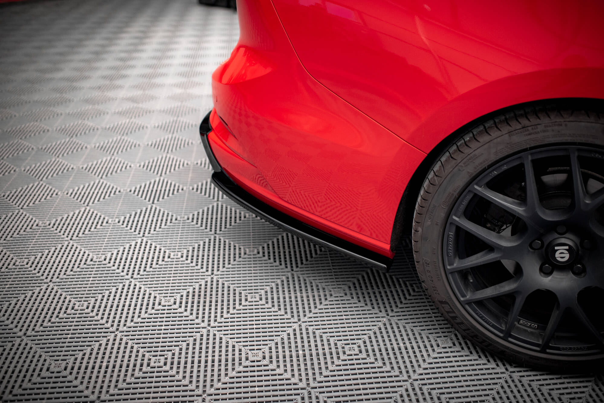 Rear Side Splitters V.7 Ford Focus Estate ST Mk4 - Image 3