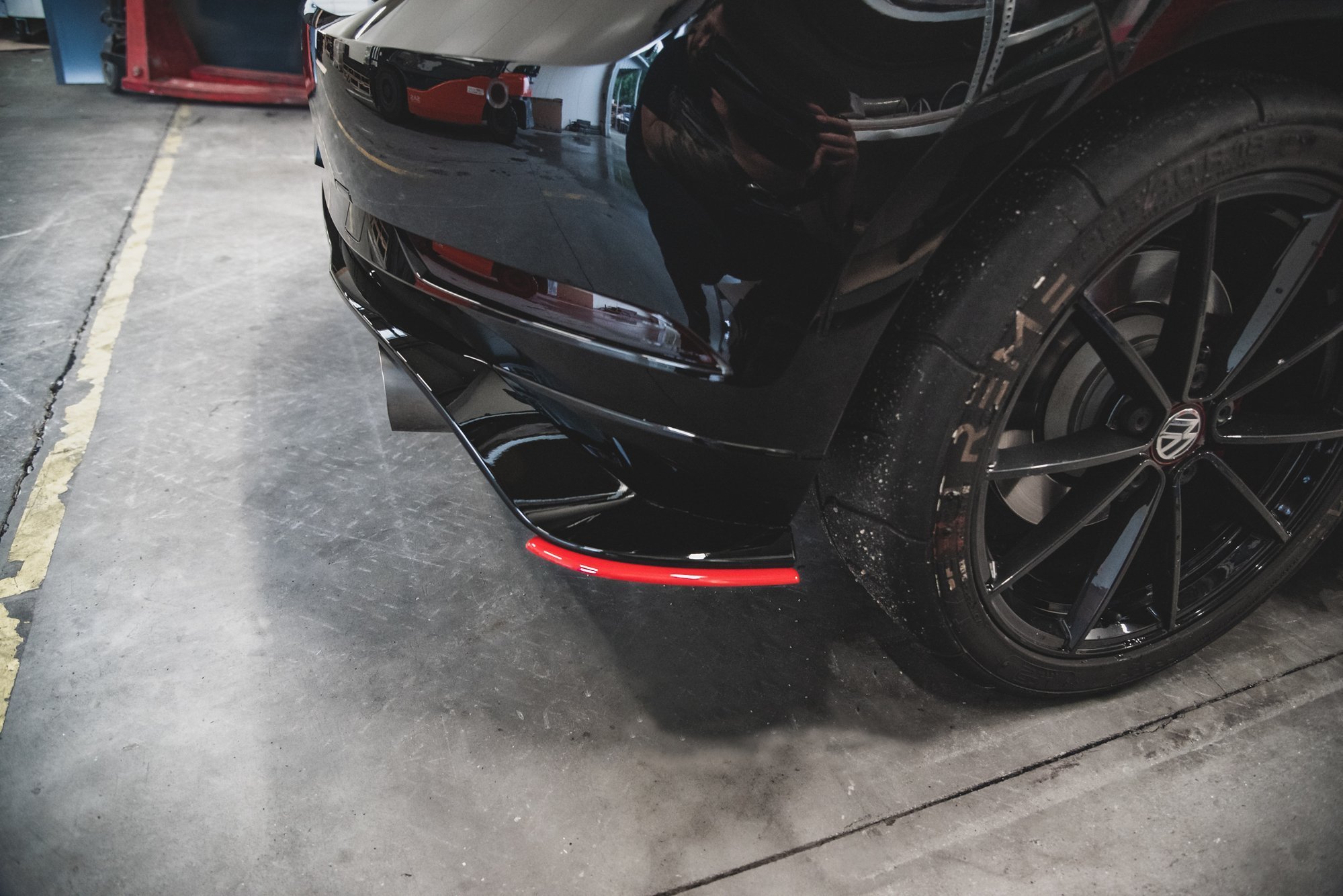 Rear Side Splitters VW Golf 7 GTI TCR - Image 6