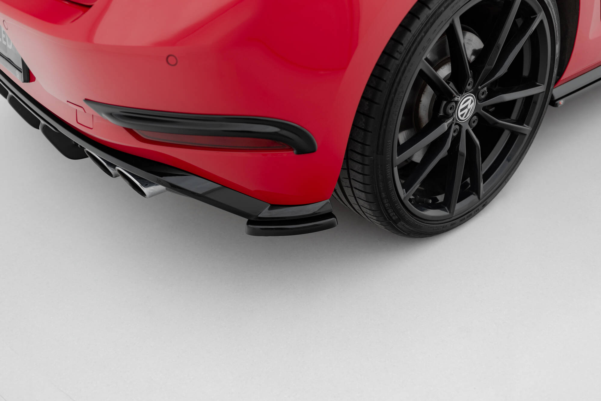 Rear Side Splitters Volkswagen Golf Hatchback R / R-Line Mk7 Facelift - Image 4