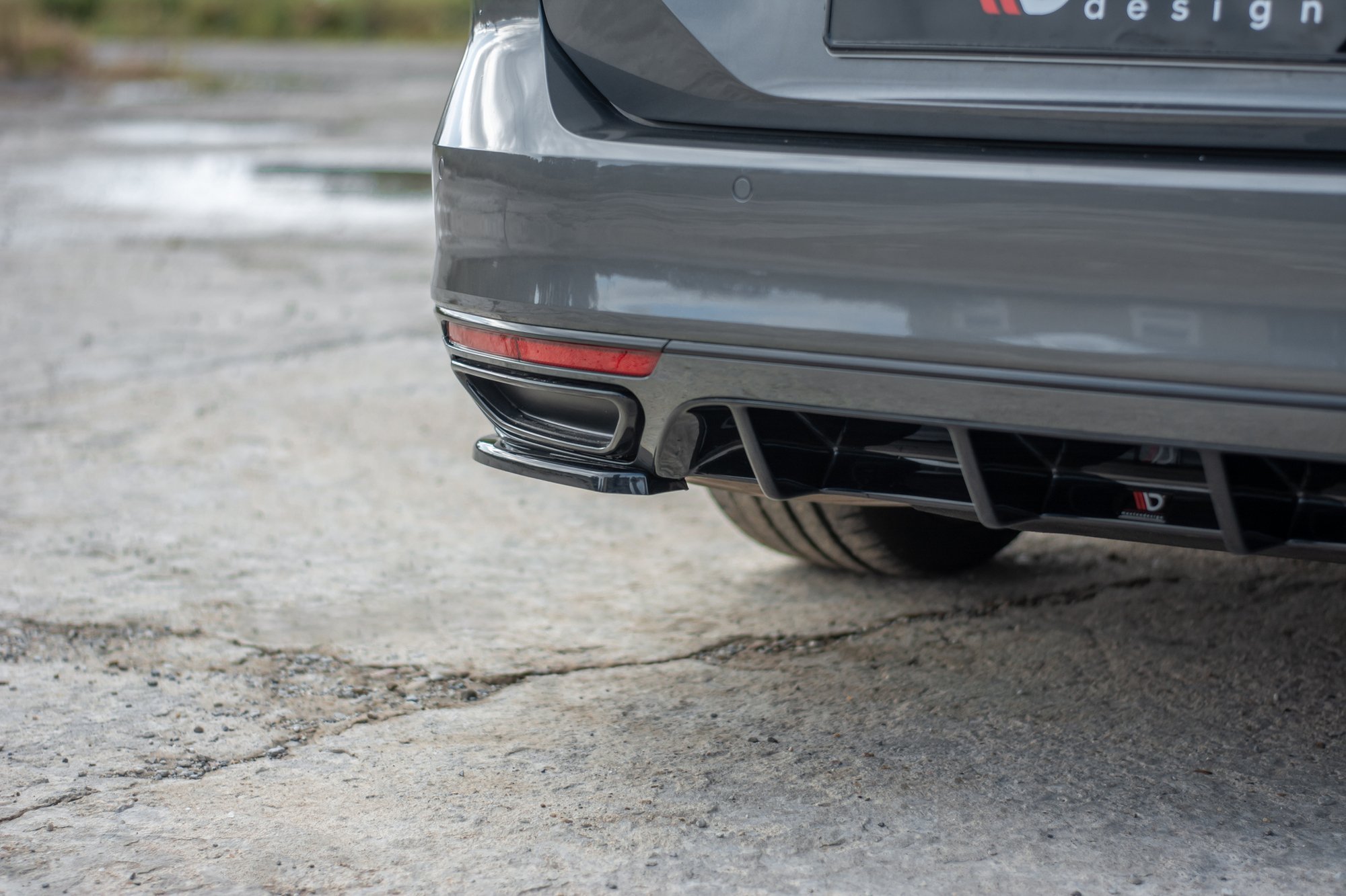 Rear Side Splitters Volkswagen Passat R-Line B8 - Image 4