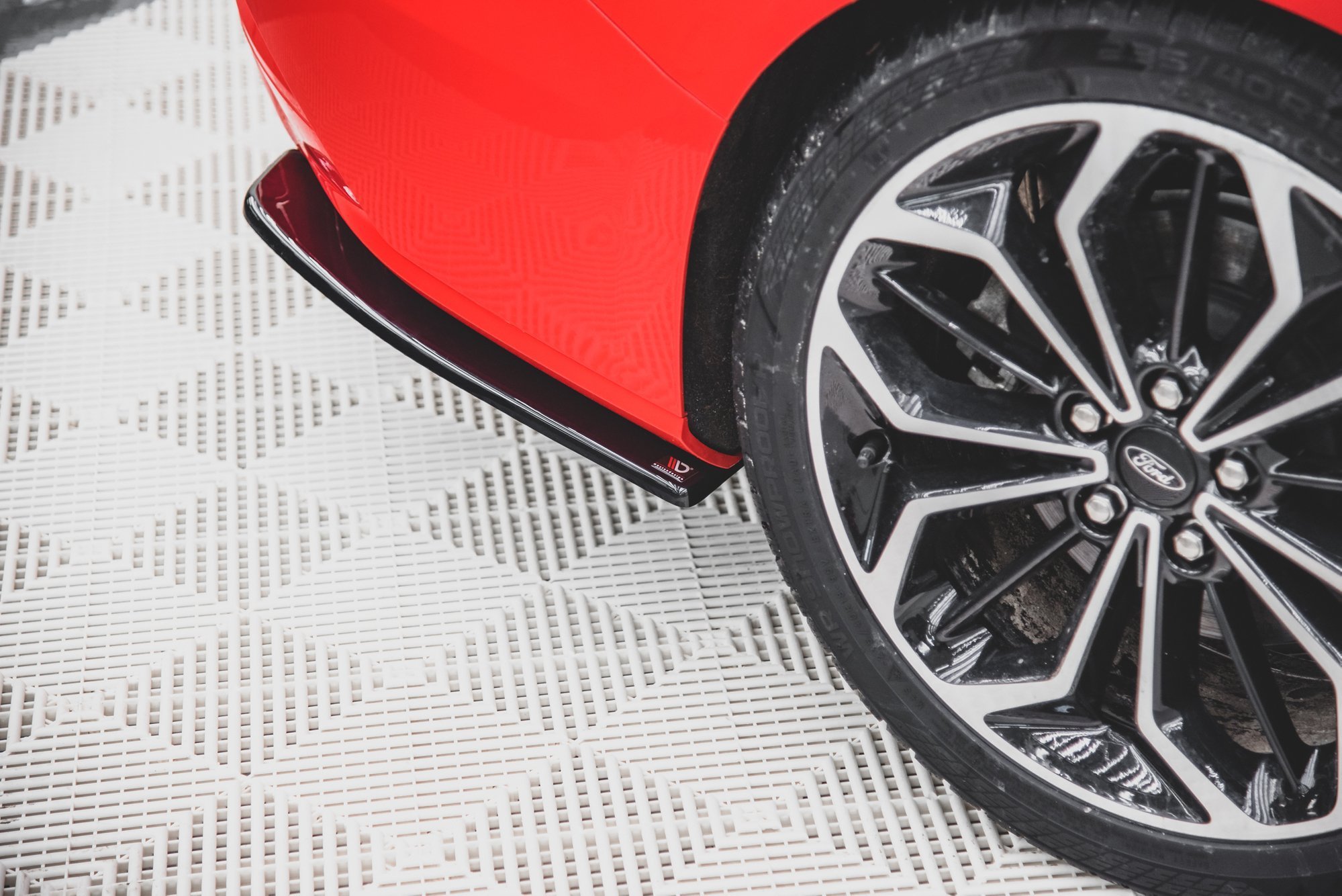 Rear Side Splitters for V.1 Ford Focus ST-Line Estate Mk4 - Image 2