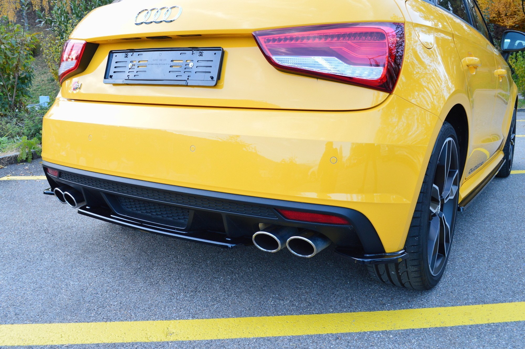 Rear Splitter Audi S1 8X - Image 2