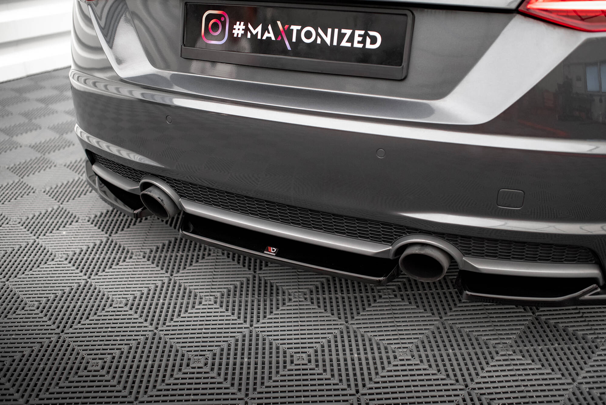 Rear Splitter Audi TT S-Line 8S - Image 4