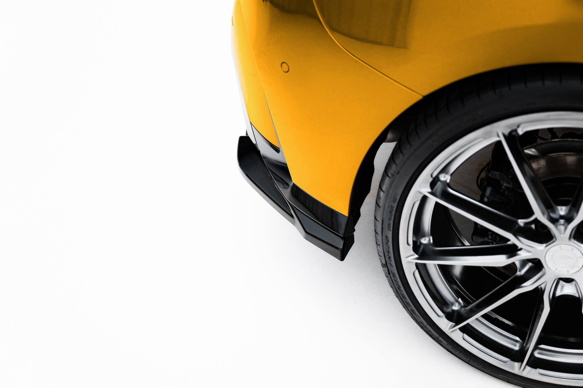 Rear Splitter BMW 1 M-Pack F70 - Image 3
