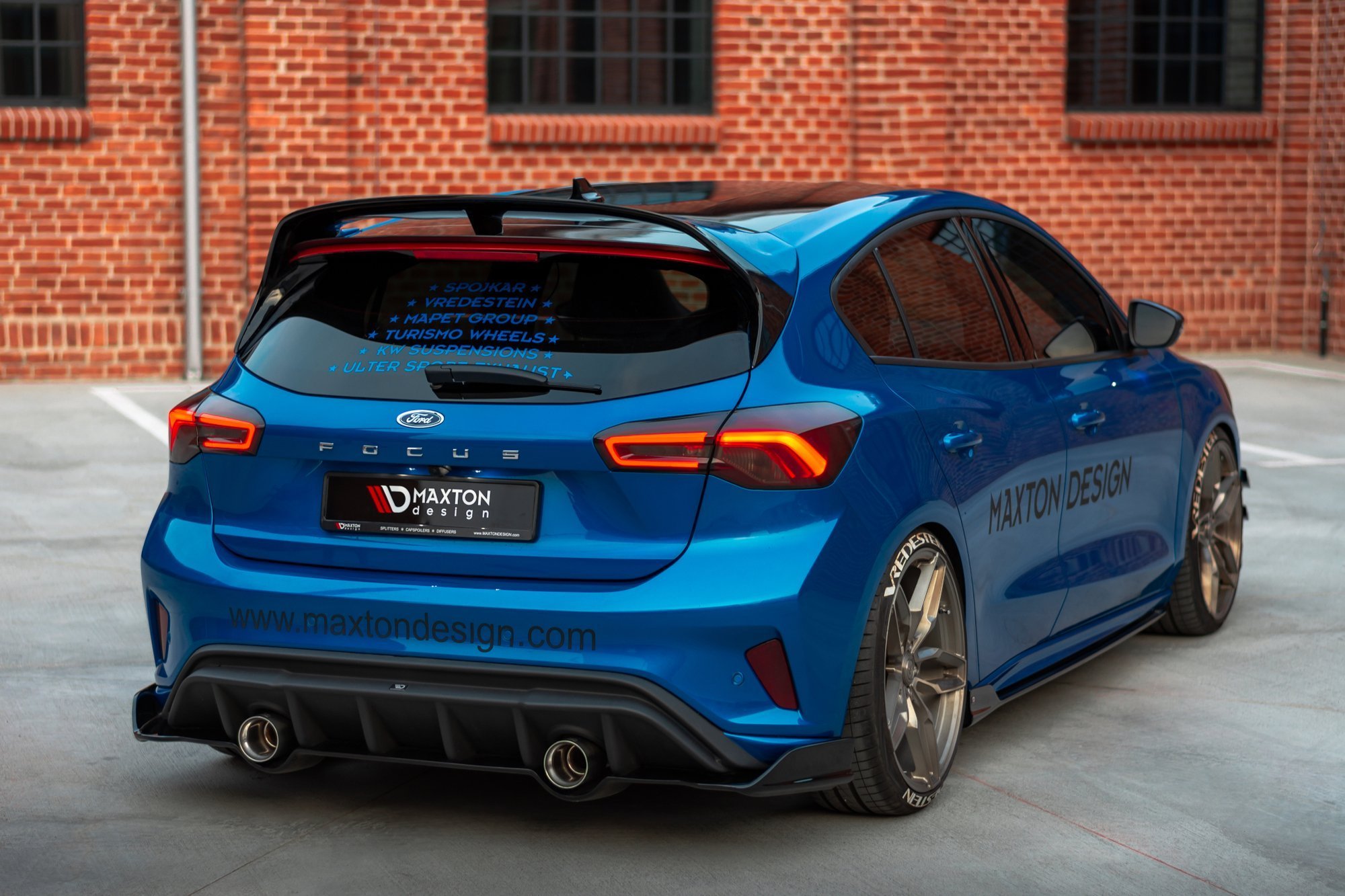 Rear Splitter Ford Focus Hatchback St-line Mk4 - Image 3