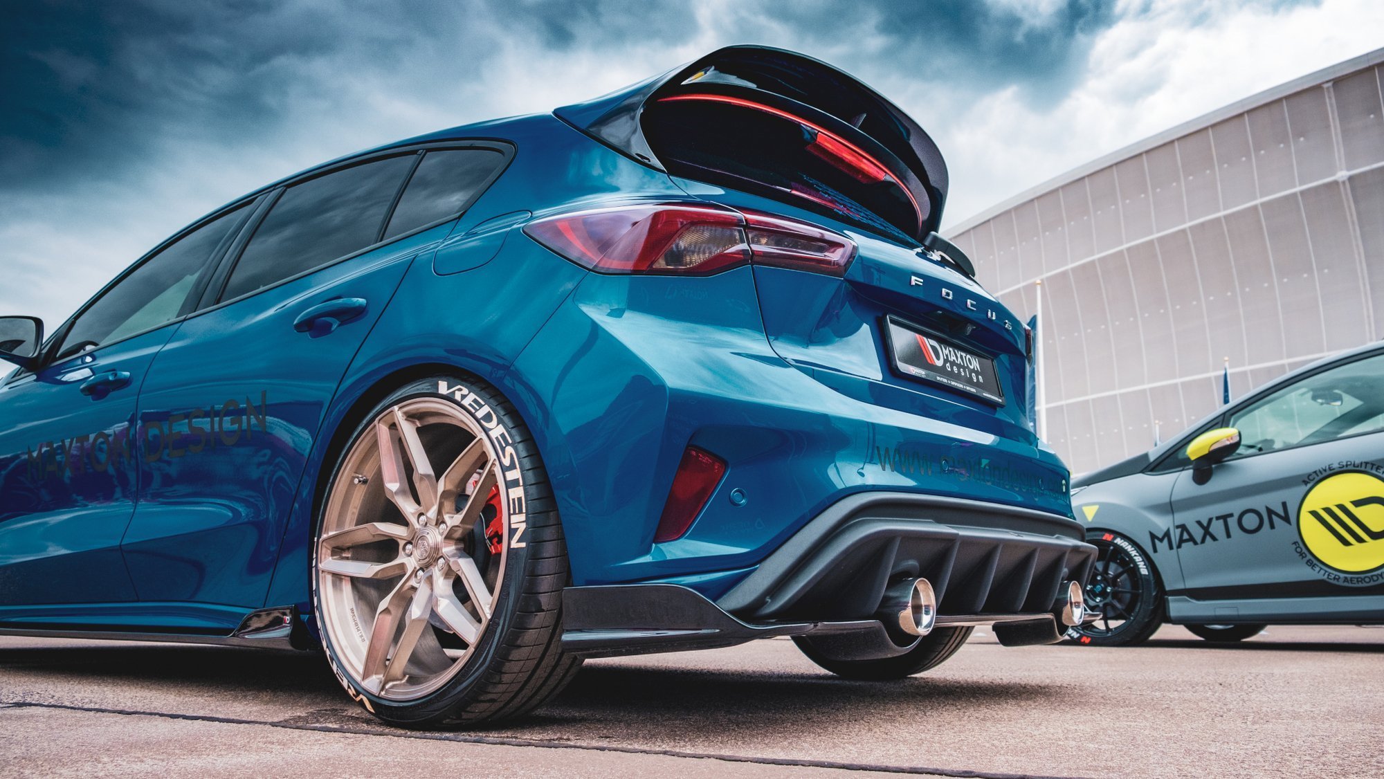 Rear Splitter Ford Focus Hatchback St-line Mk4 - Image 6