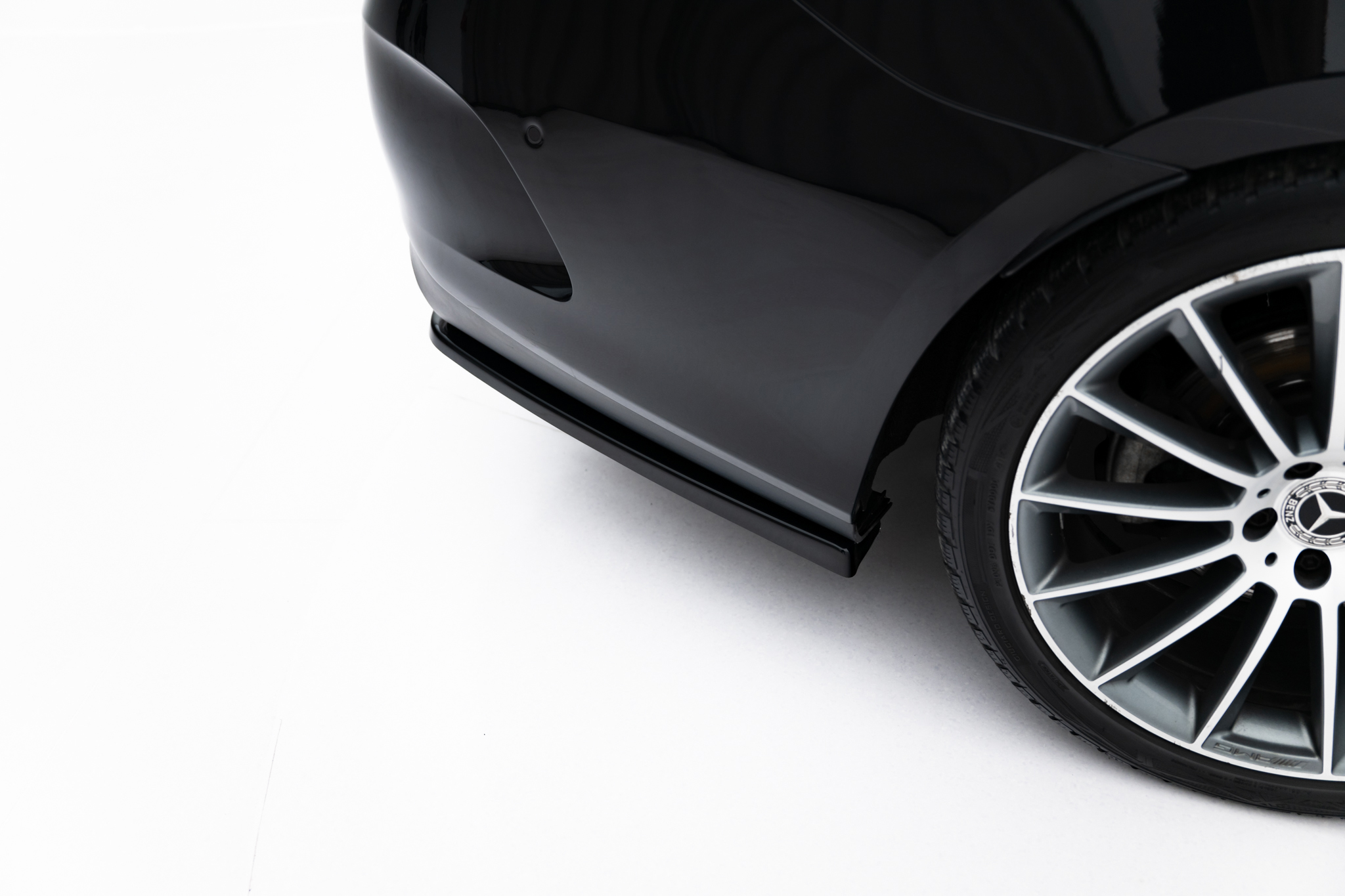 Rear Splitter Mercedes-Benz CLS AMG-Line C257 - Image 5