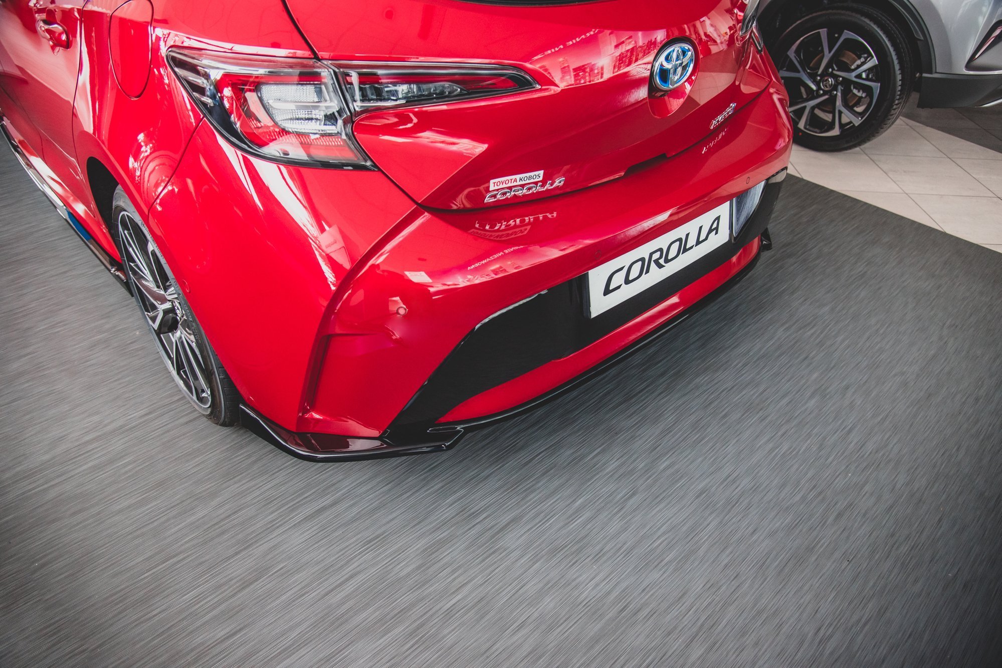 Rear Splitter Toyota Corolla XII Hatchback - Image 2