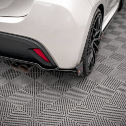 Alternative view of Rear Splitter V.1 + Flaps  Toyota Yaris Mk4