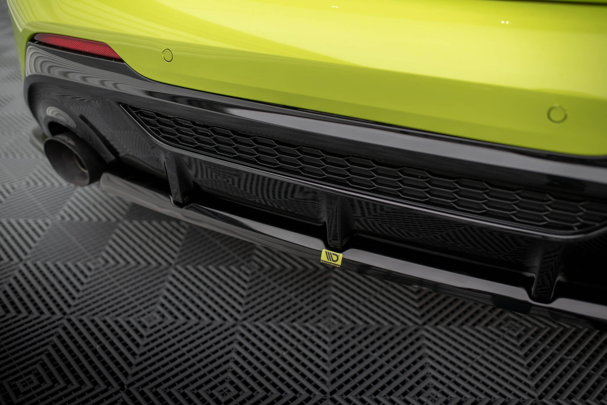 Rear Splitter V.2 BMW M135i F40 - Image 3