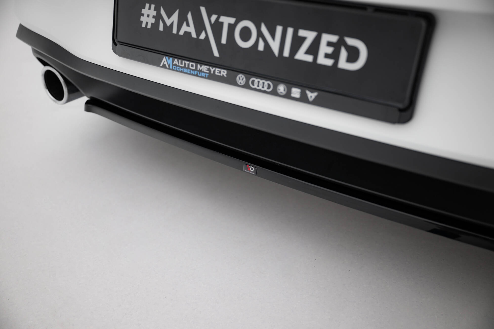 Rear Splitter Volkswagen Golf GTI Mk8 - Image 3
