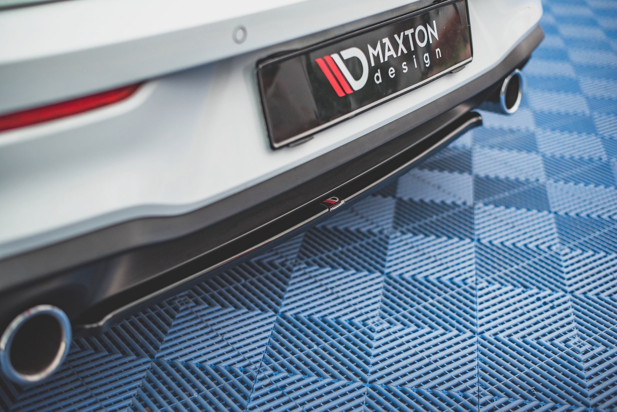 Rear Splitter Volkswagen Golf GTI Mk8 - Image 8