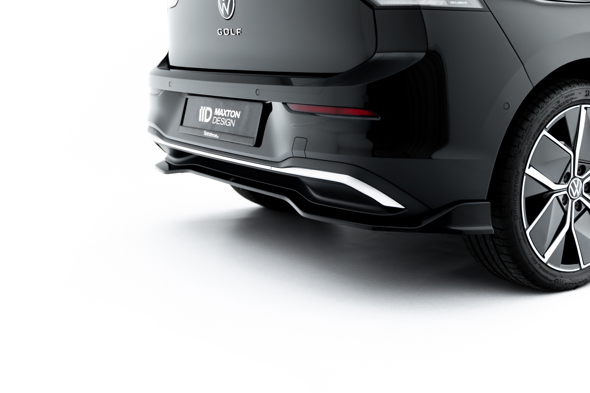 Rear Splitter Volkswagen Golf Mk8 Facelift - Image 3