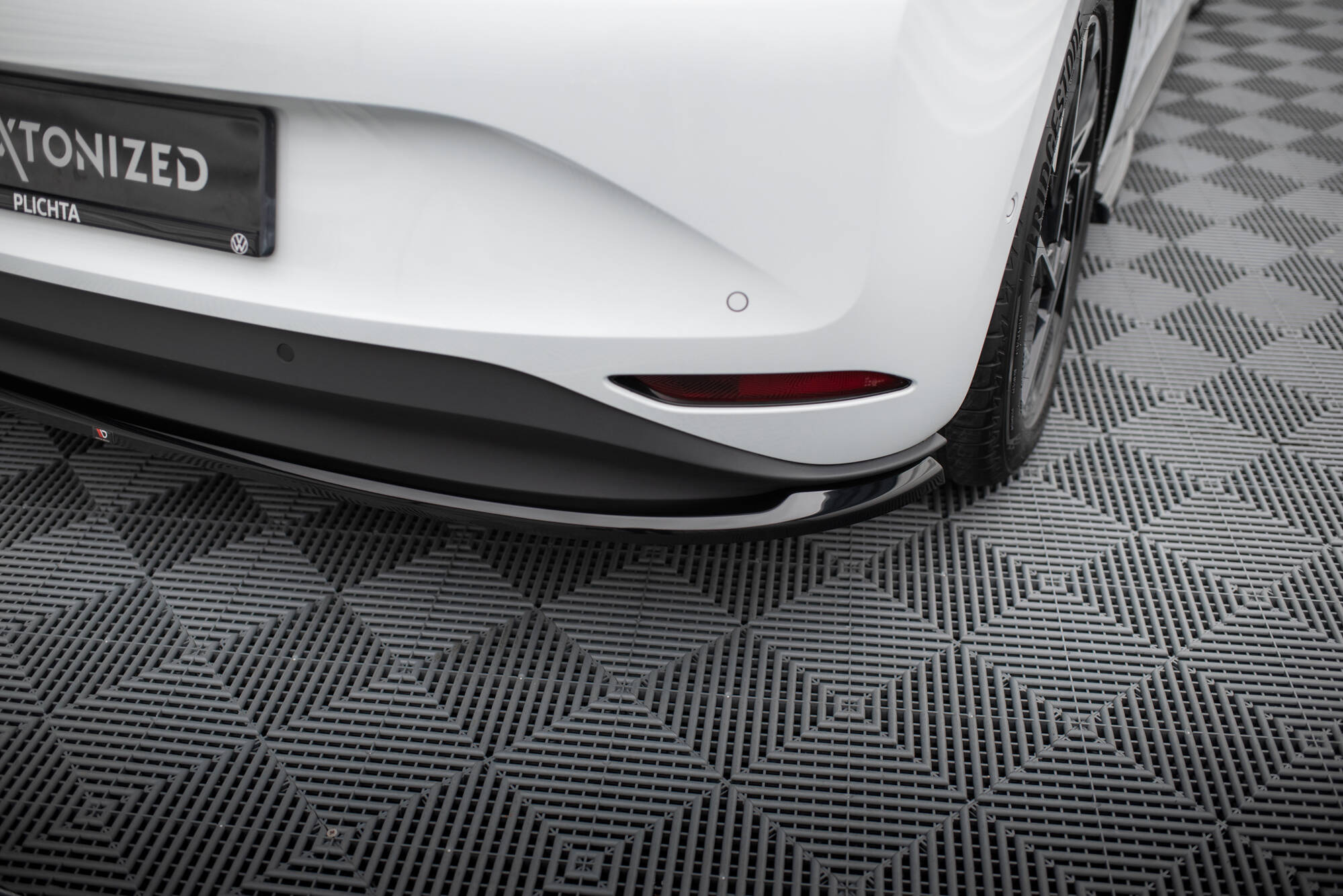 Rear Splitter Volkswagen ID.3 Mk1 - Image 3