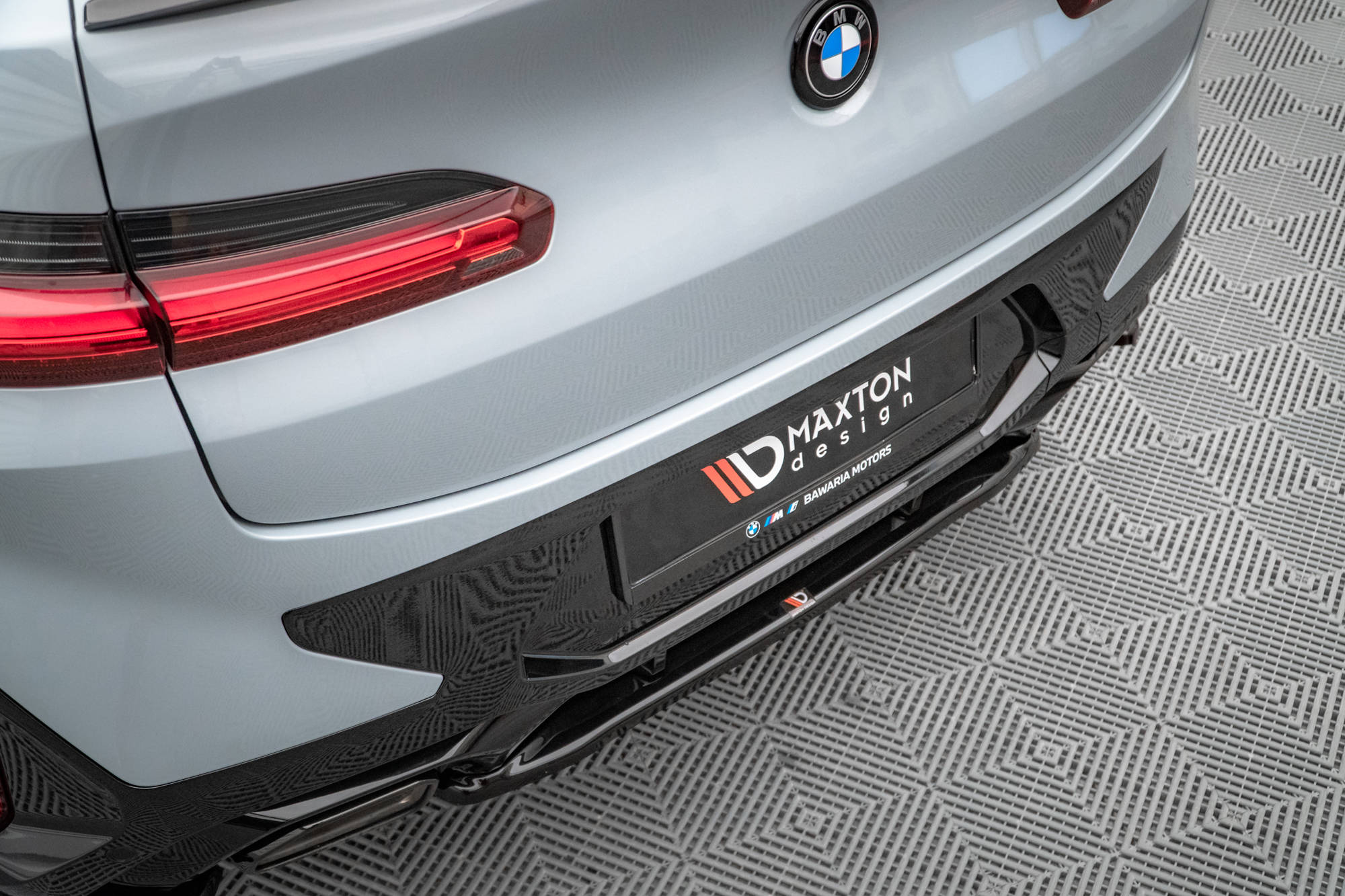 Rear Splitter for BMW X4 M-Pack G02 Facelift - Image 3