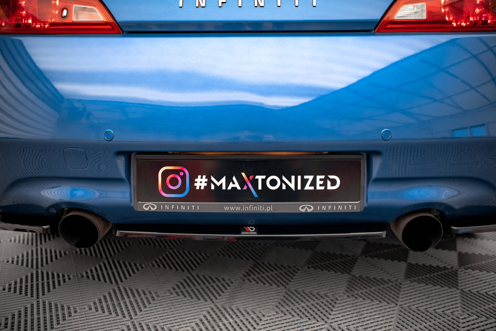 Rear Splitter for Infiniti G37 Coupe - Image 2