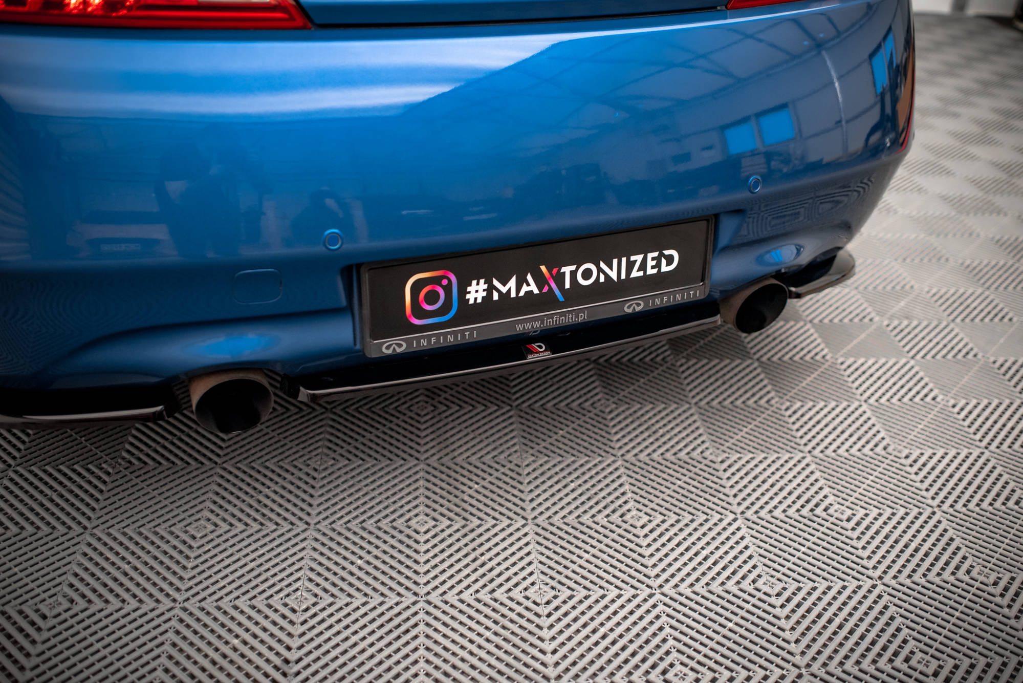 Rear Splitter for Infiniti G37 Coupe - Image 3
