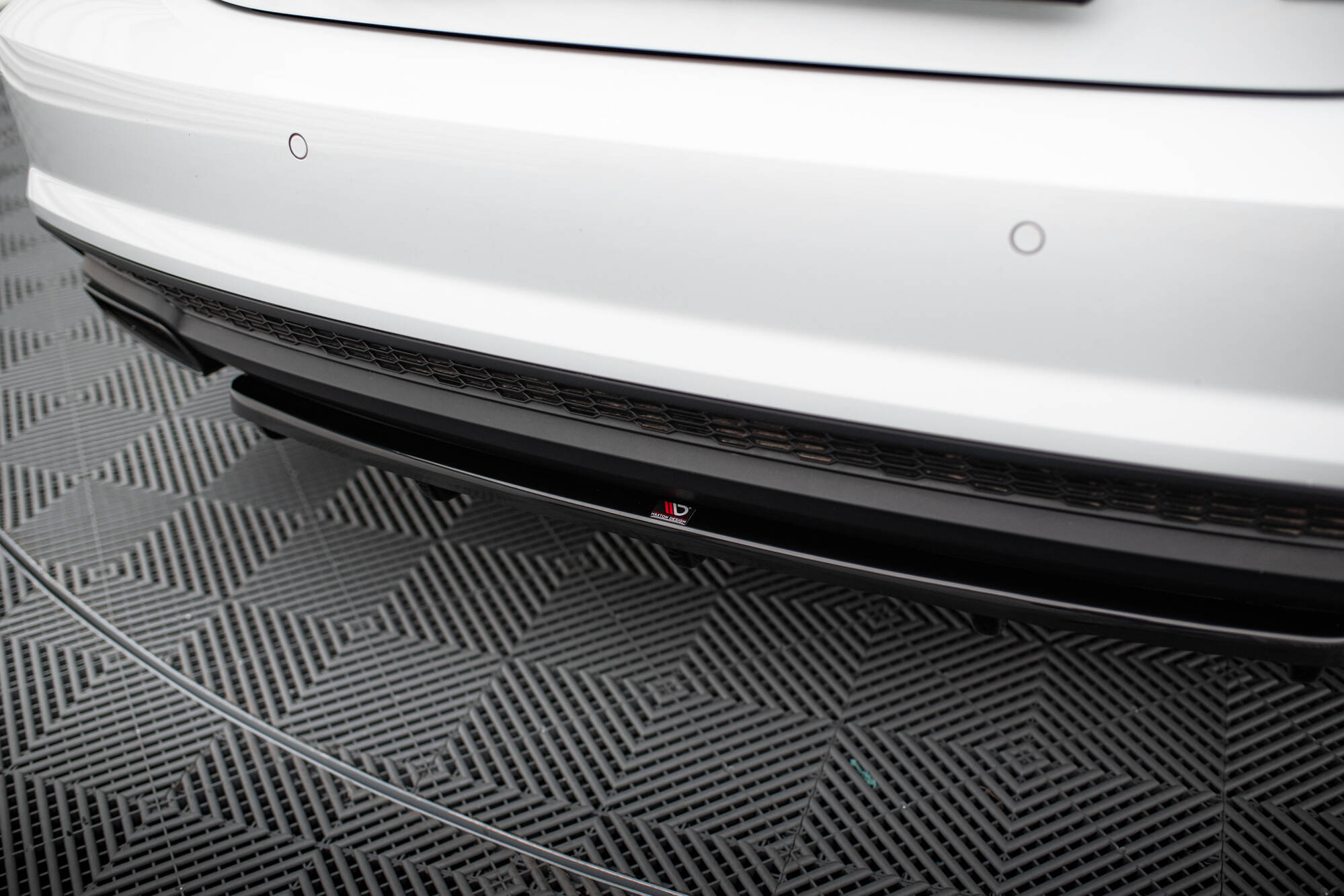 Rear Splitter (with vertical bars) Audi A7 S-Line C7 Facelift - Image 2