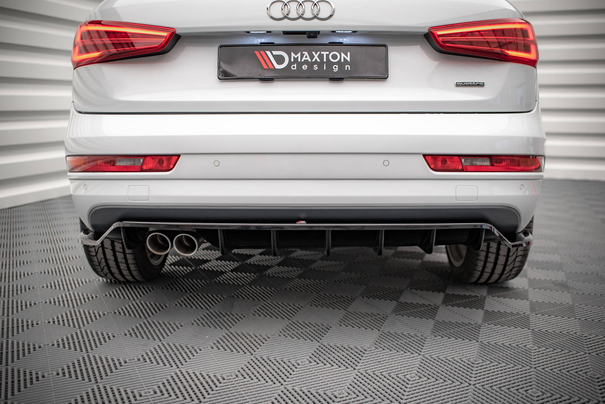 Rear Splitter (with vertical bars) Audi Q3 Sport 8U Facelift - Image 2
