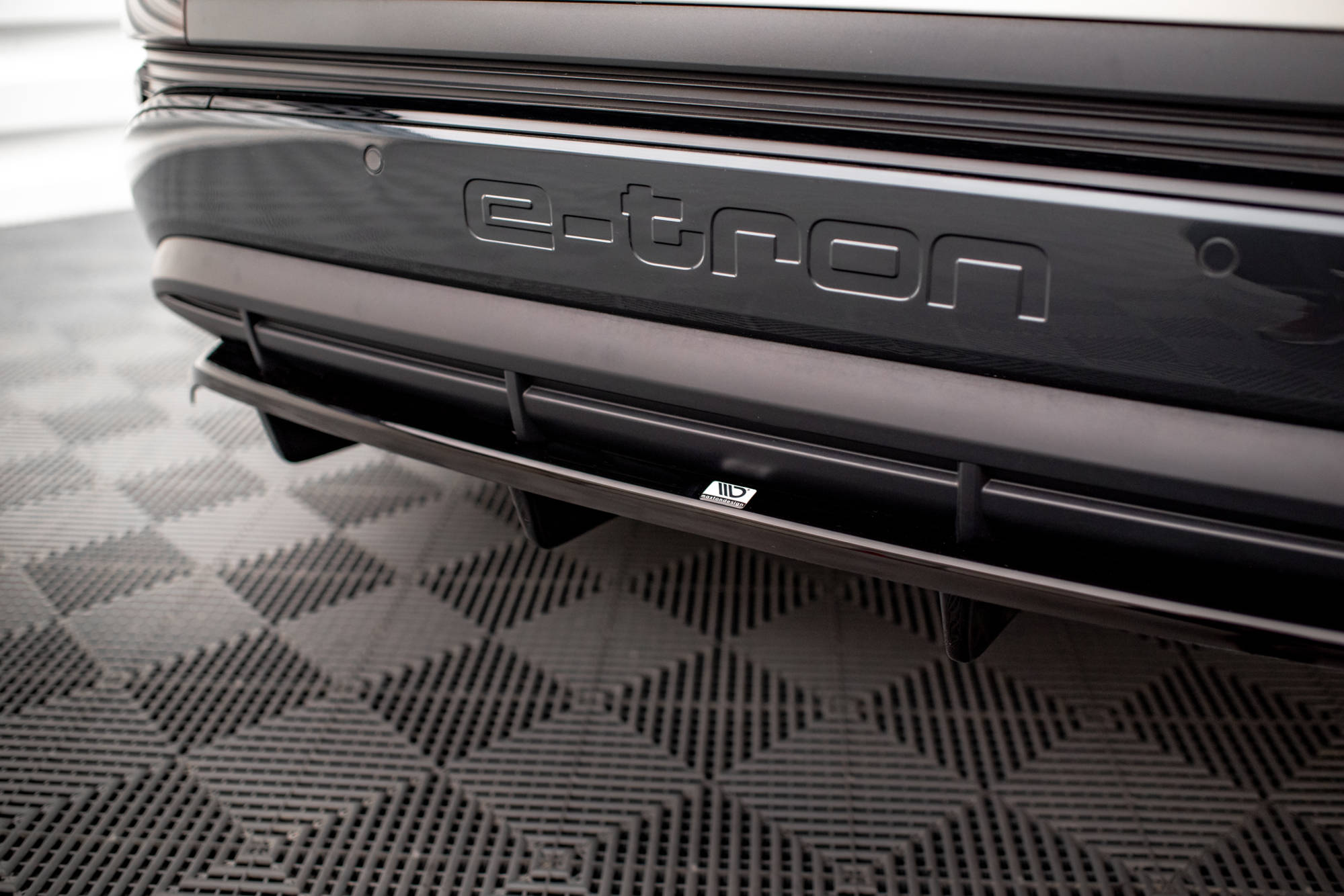 Rear Splitter (with vertical bars) Audi Q4 e-tron Sportback S-line Mk1 - Image 4