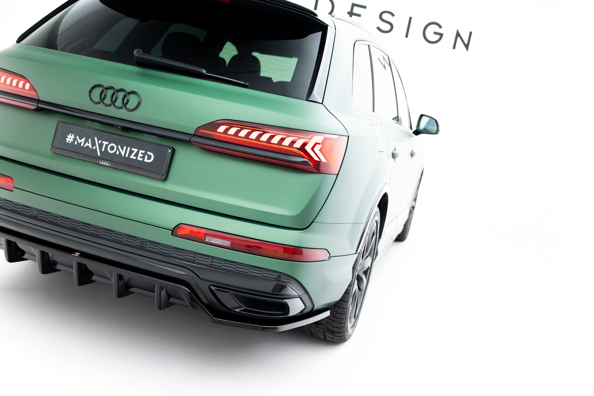 Rear Splitter (with vertical bars) Audi Q7 S-Line Mk2 Facelift - Image 5