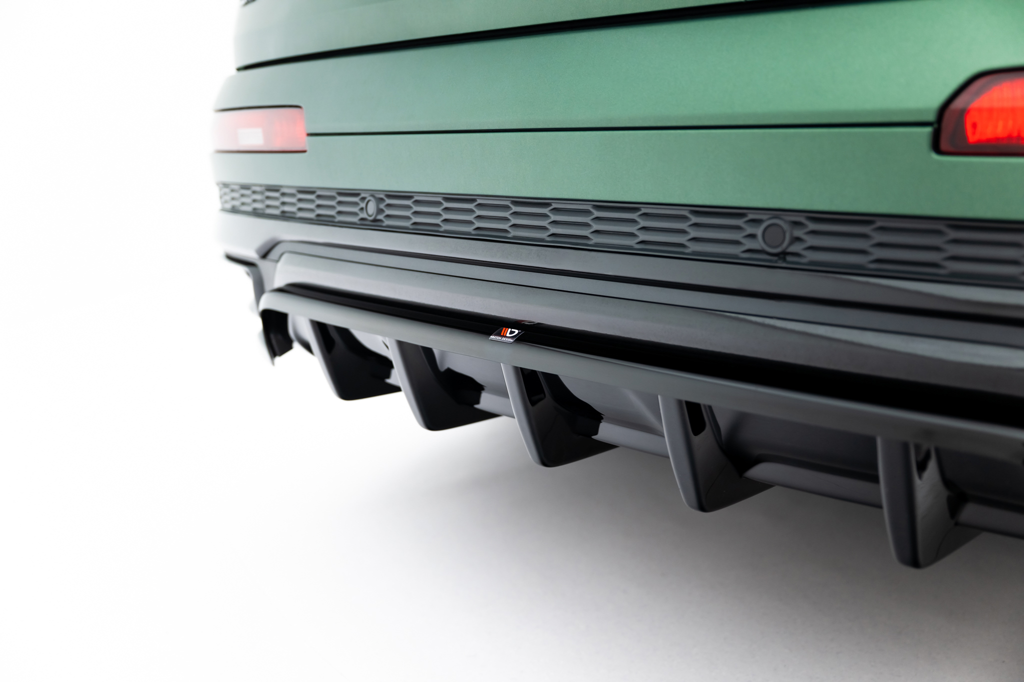 Rear Splitter (with vertical bars) Audi Q7 S-Line Mk2 Facelift - Image 6