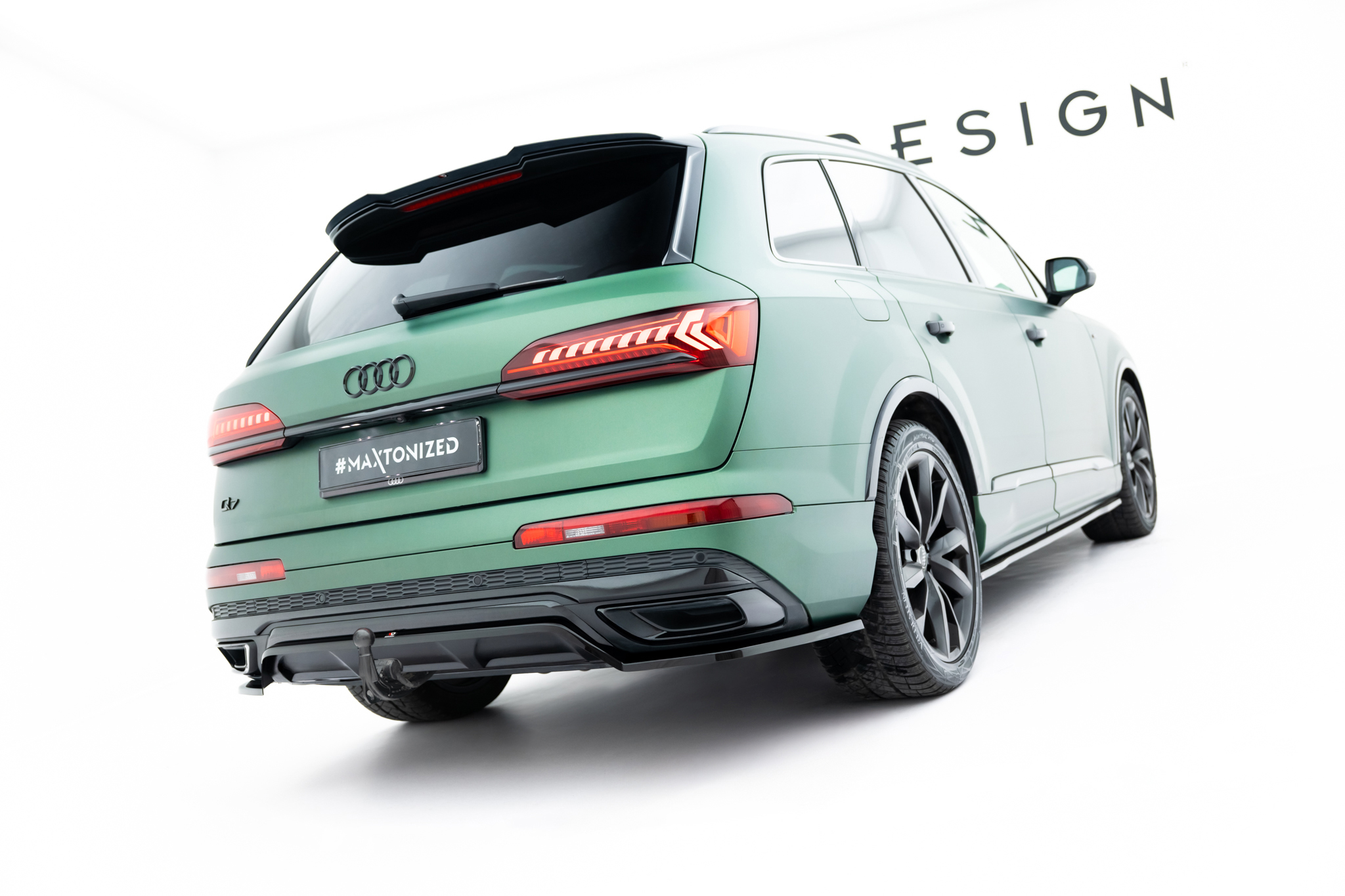 Rear Splitter (with vertical bars) Audi Q7 S-Line Mk2 Facelift - Image 4