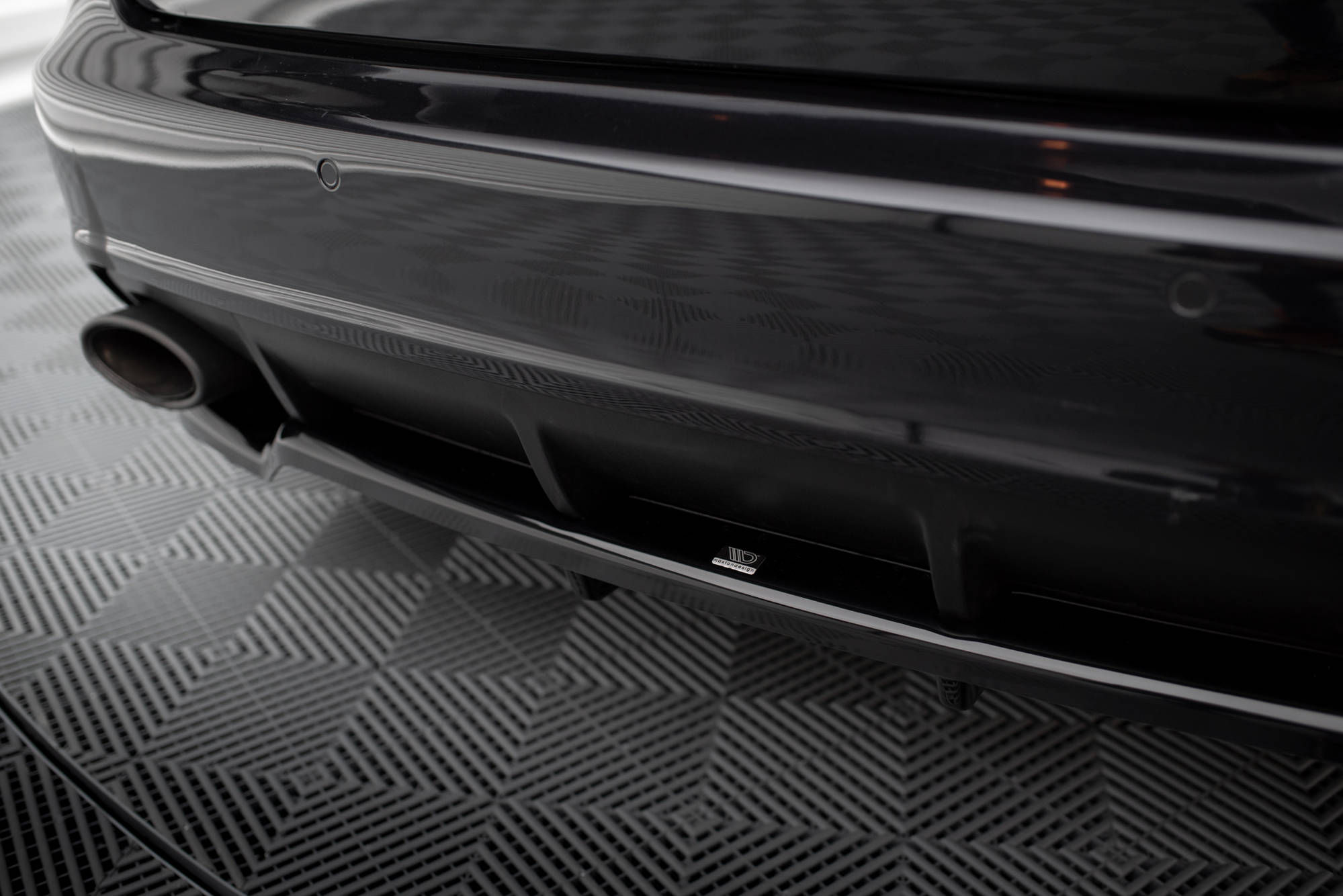 Rear Splitter (with vertical bars) Audi RS6 Avant C6 - Image 4