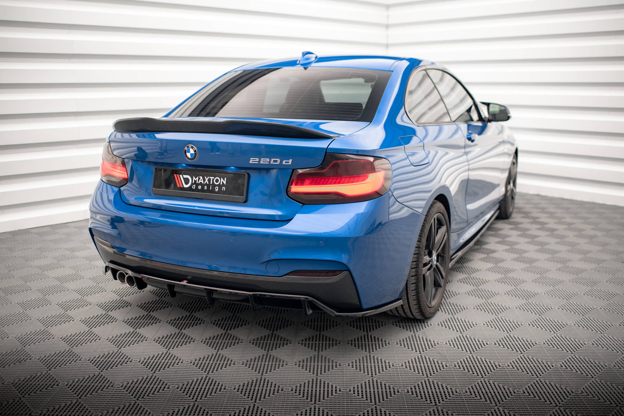 Rear Splitter (with vertical bars) BMW 2 M-Pack F22 - Image 2