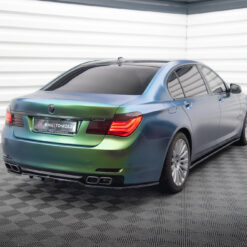 Alternative view of Rear Splitter (with vertical bars) BMW 7 F01
