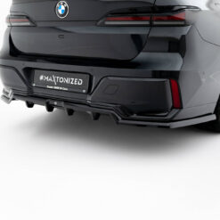 Alternative view of Rear Splitter (with vertical bars) BMW 7 M-Pack G70