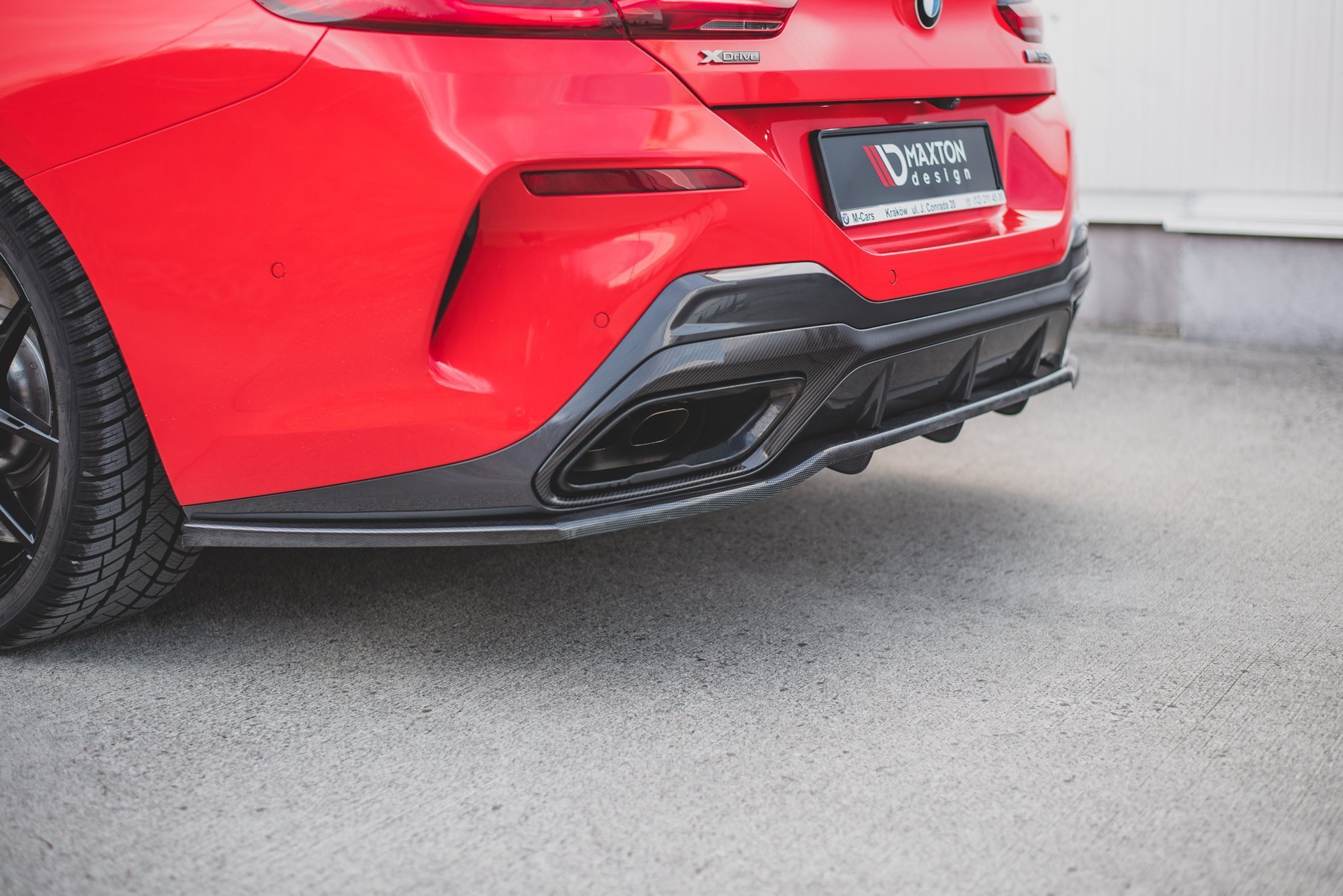 Rear Splitter (with vertical bars) BMW 8 Coupe M-Pack G15 - Image 4