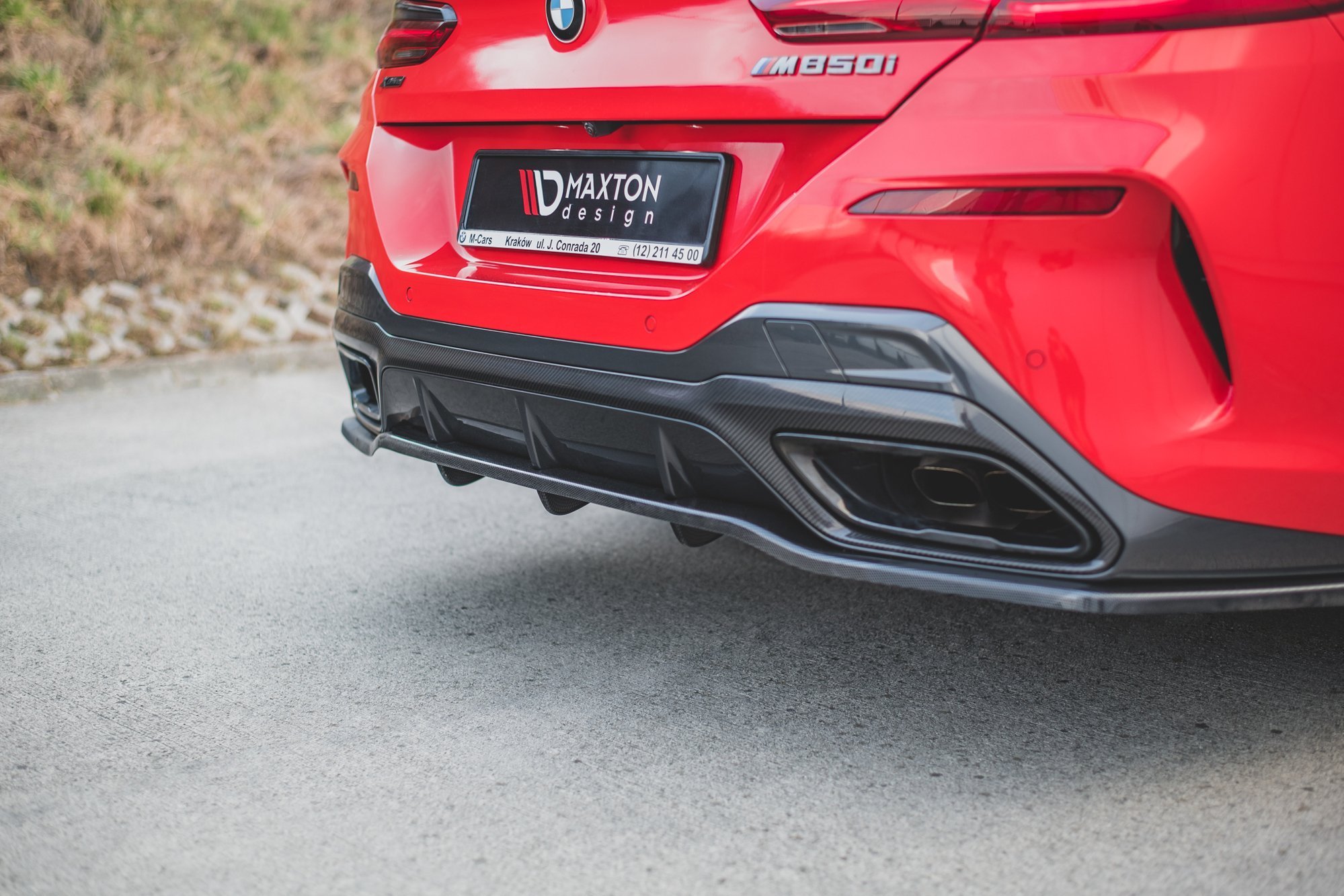 Rear Splitter (with vertical bars) BMW 8 Coupe M-Pack G15 - Image 2