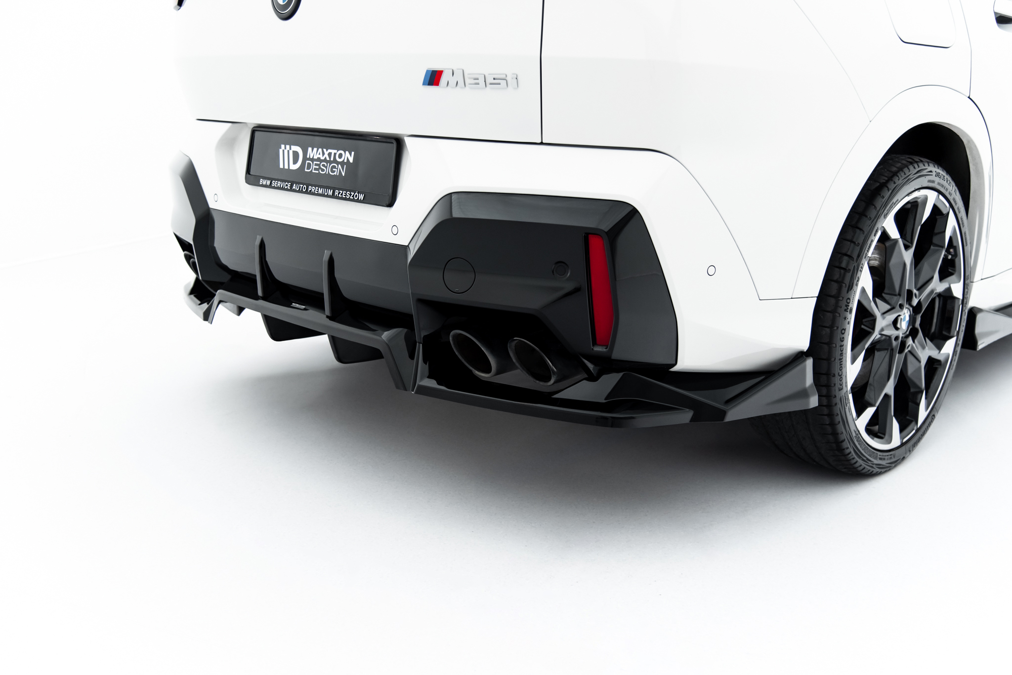 Rear Splitter (with vertical bars) BMW X2 M35i U10 - Image 2