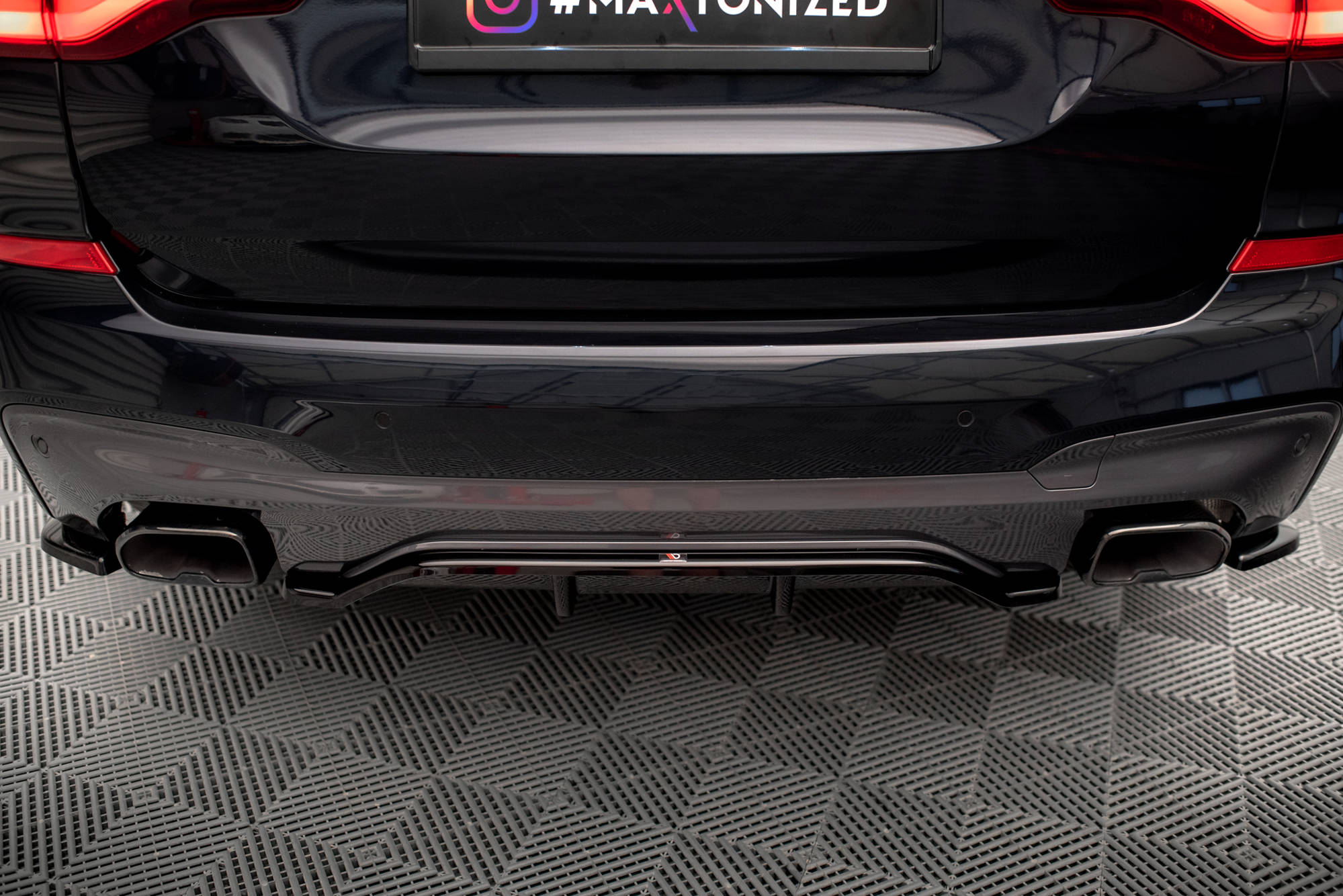 Rear Splitter (with vertical bars) BMW X3 M40i / M40d G01 - Image 3