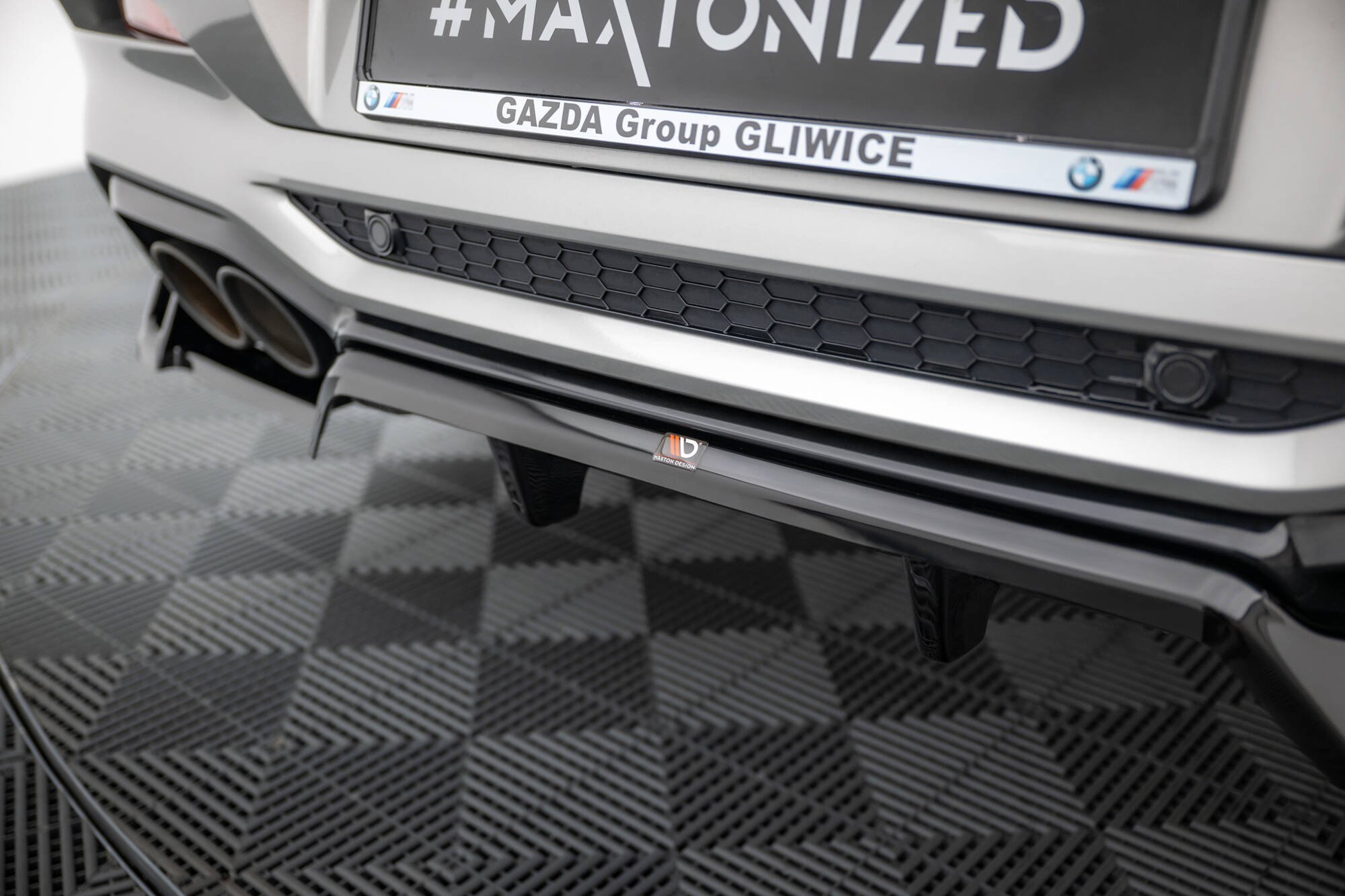 Rear Splitter (with vertical bars) BMW X4 M F98 - Image 3