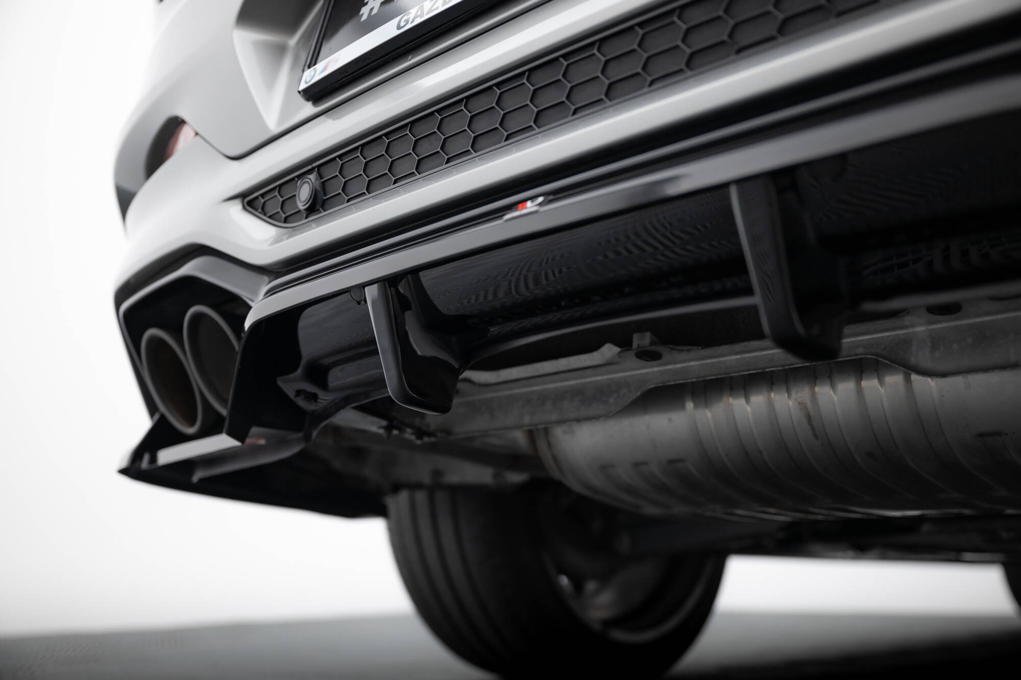 Rear Splitter (with vertical bars) BMW X4 M F98 - Image 4