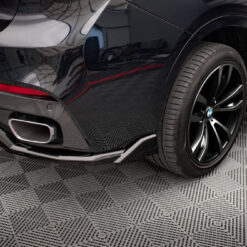Alternative view of Rear Splitter (with vertical bars) BMW X6 M-Pack F16