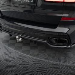 Alternative view of Rear Splitter (with vertical bars) BMW X7 M-Pack G07 Facelift