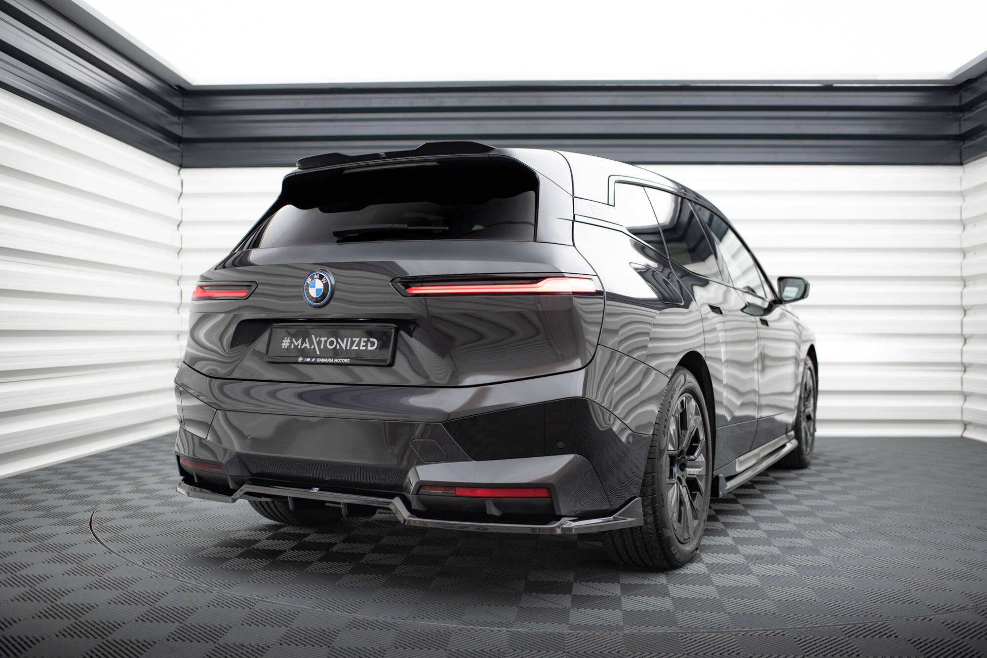 Rear Splitter (with vertical bars) BMW iX M-Pack i20 - Image 2