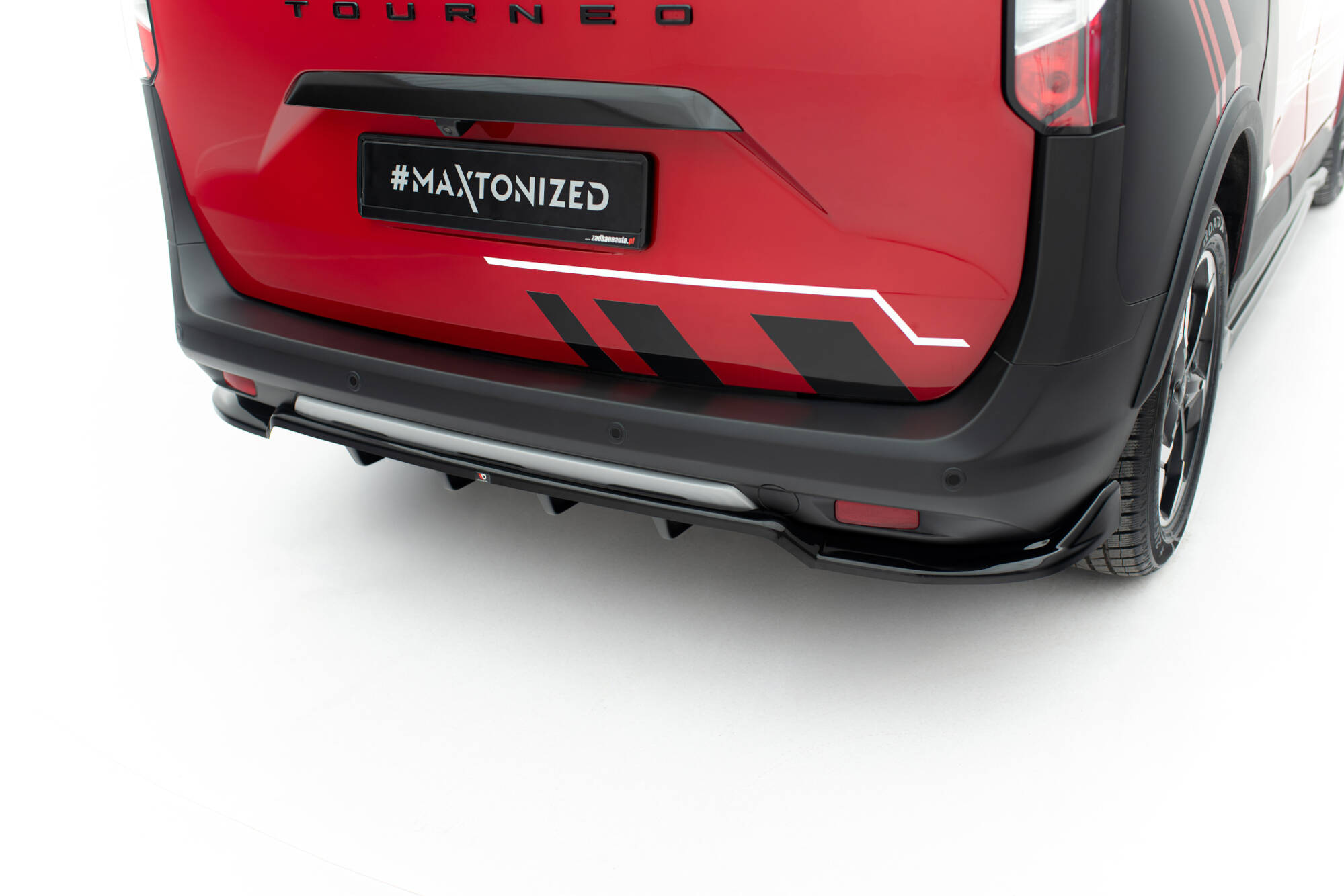 Rear Splitter (with vertical bars) Ford Tourneo Courier Mk2 - Image 2