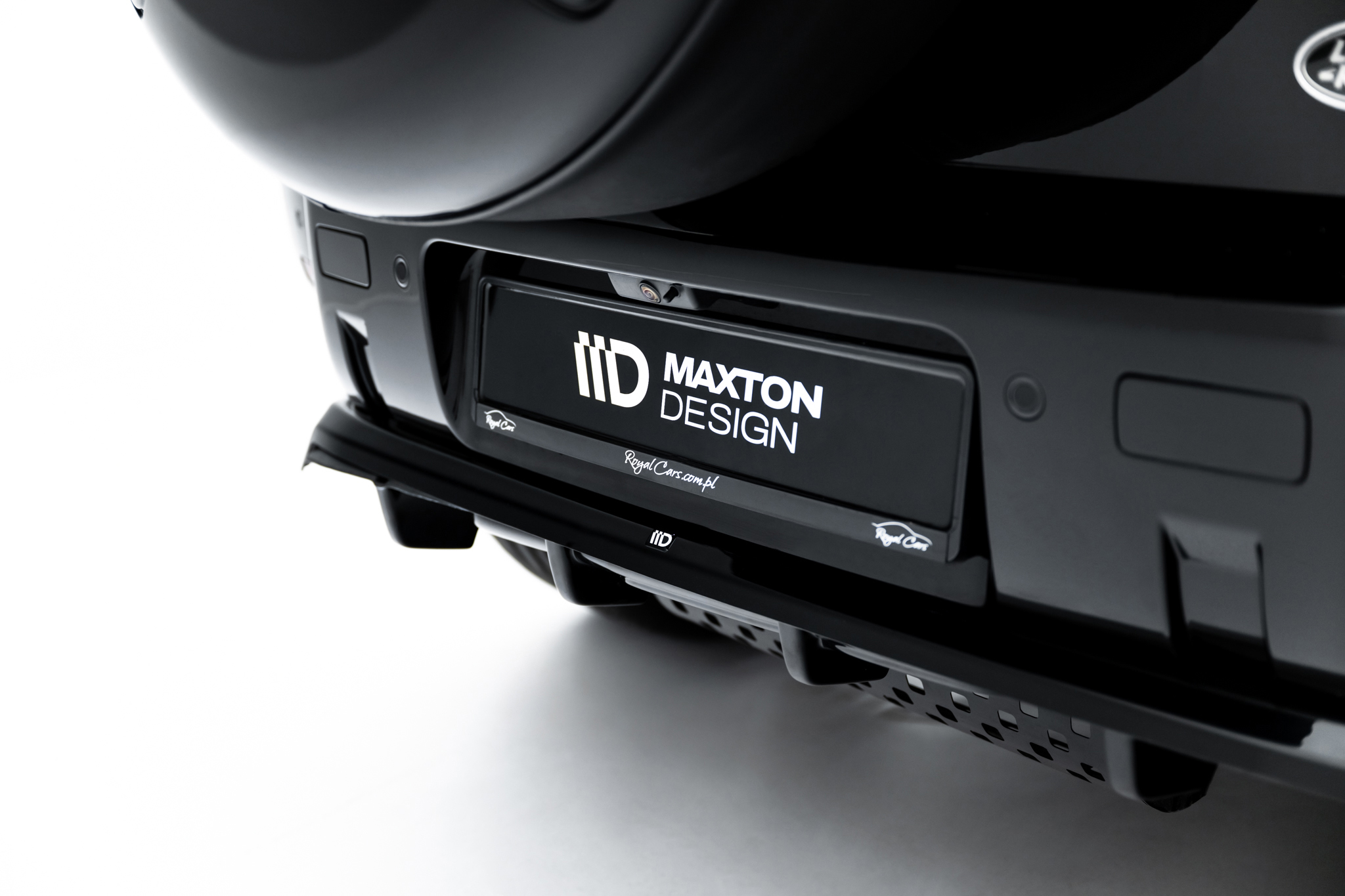 Rear Splitter (with vertical bars) Land Rover Defender Mk4 - Image 3