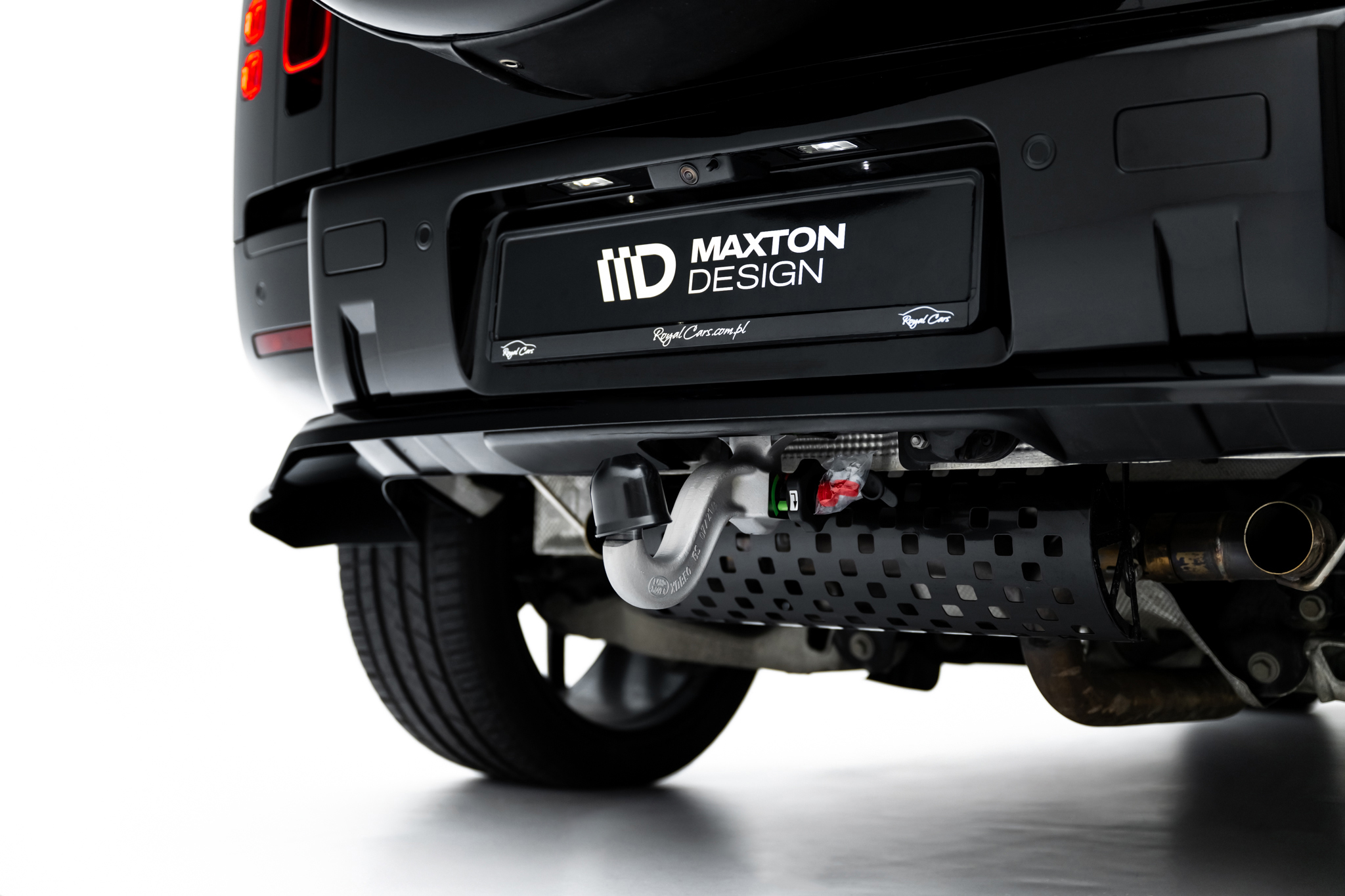 Rear Splitter (with vertical bars) Land Rover Defender Mk4 - Image 6