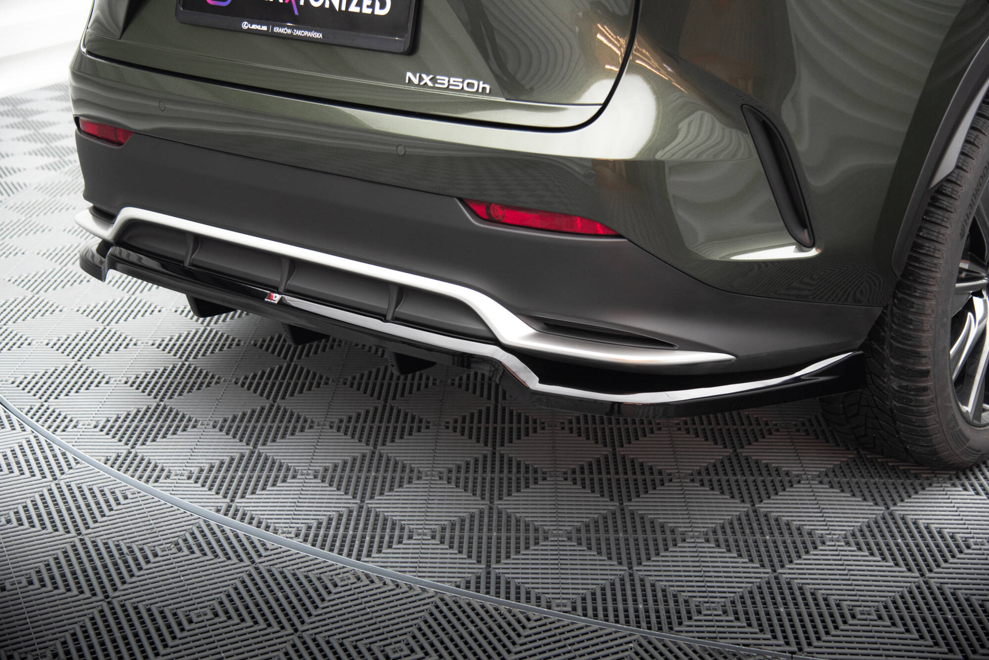 Rear Splitter (with vertical bars) Lexus NX F-Sport Mk2 - Image 2