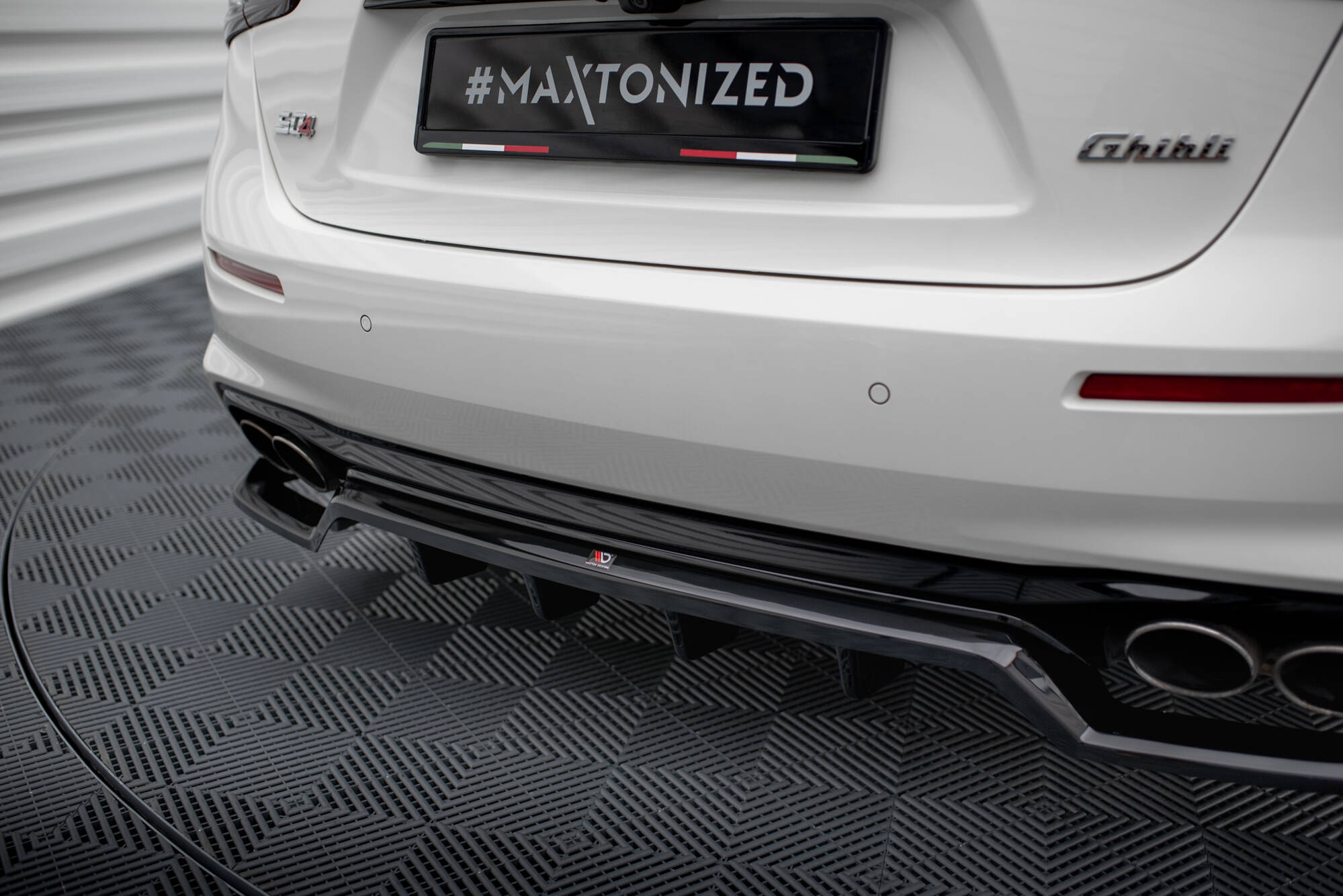 Rear Splitter (with vertical bars) Maserati Ghibli Mk3 Facelift - Image 3