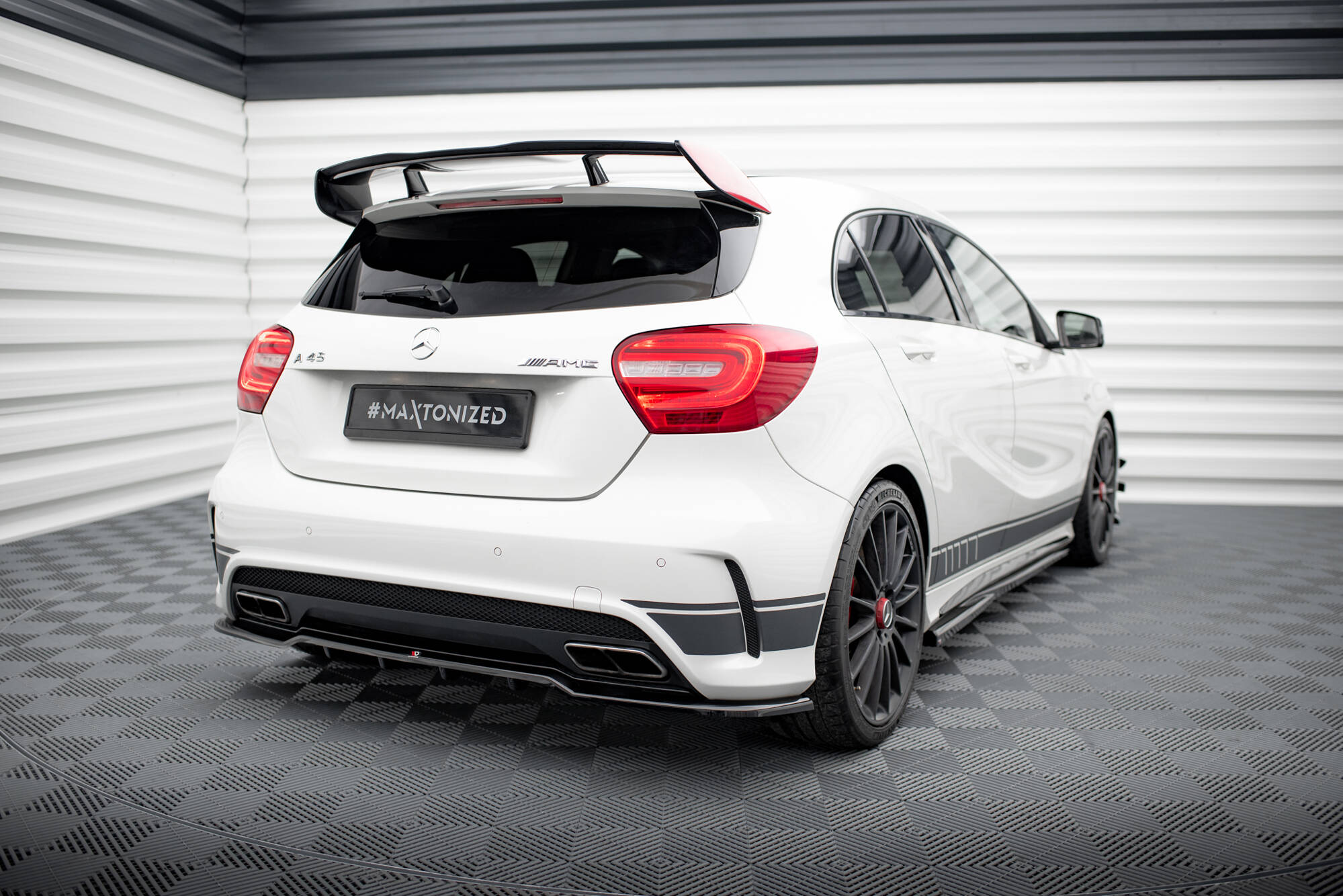 Rear Splitter (with vertical bars) Mercedes-Benz A45 AMG W176 - Image 2