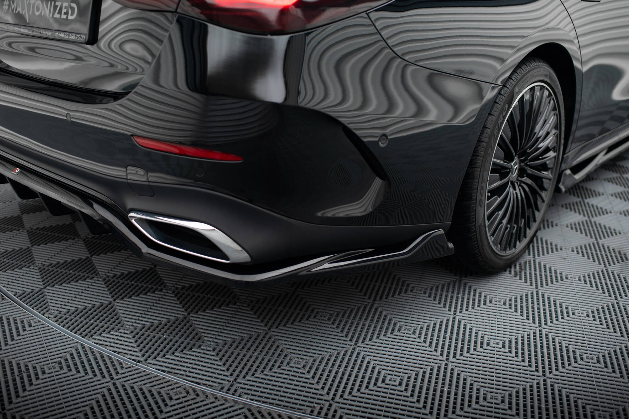 Rear Splitter (with vertical bars) Mercedes-Benz E AMG-Line W214 - Image 3
