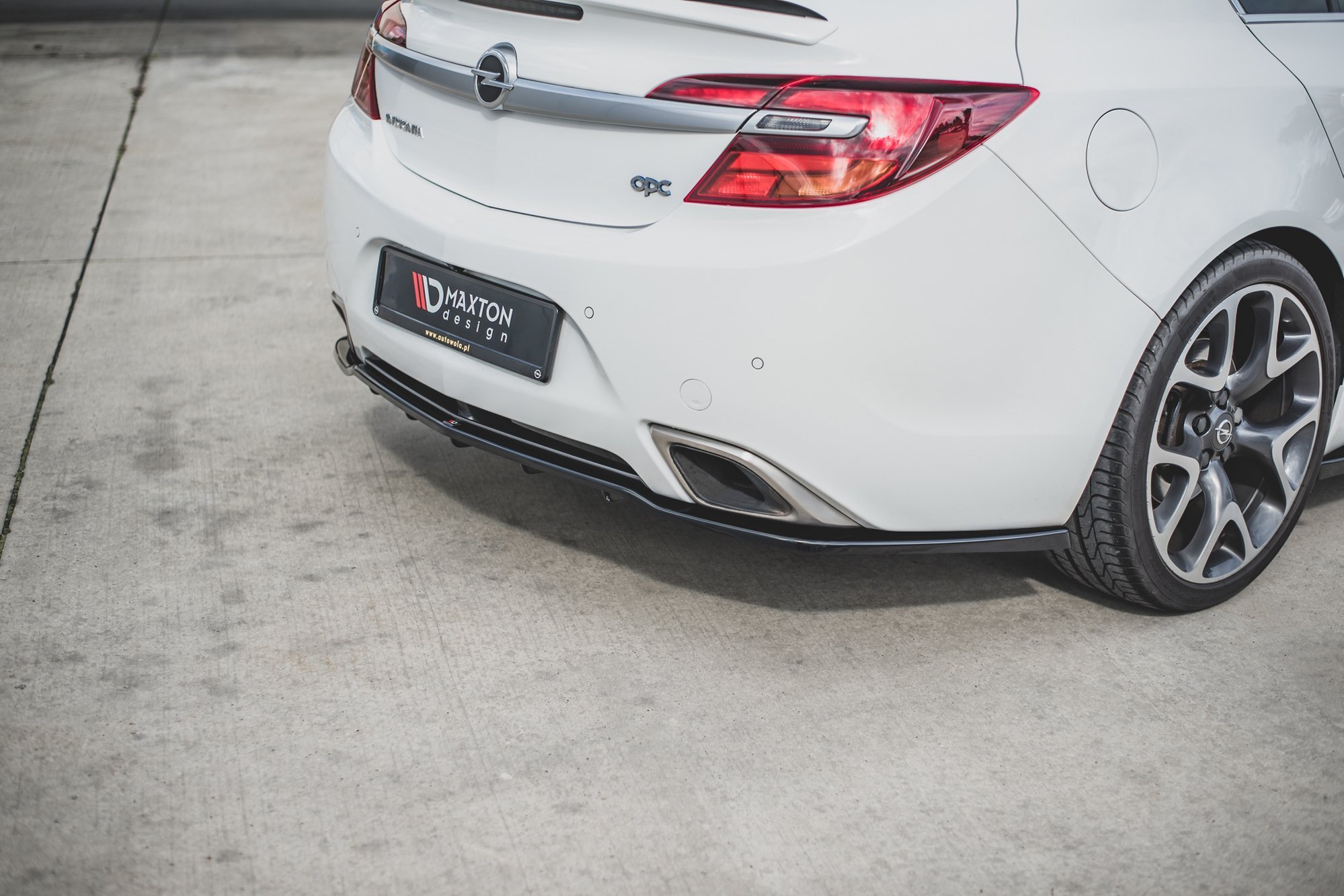 Rear Splitter (with vertical bars) Opel Insignia Mk. 1 OPC Facelift - Image 5