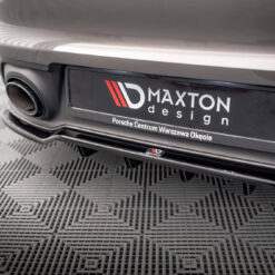 Alternative view of Rear Splitter (with vertical bars) Porsche 911 Carrera 4S 992