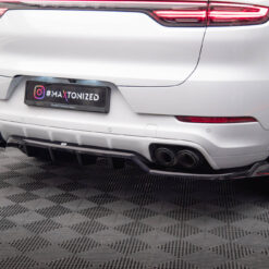 Alternative view of Rear Splitter (with vertical bars) Porsche Cayenne Coupe / SUV Mk3